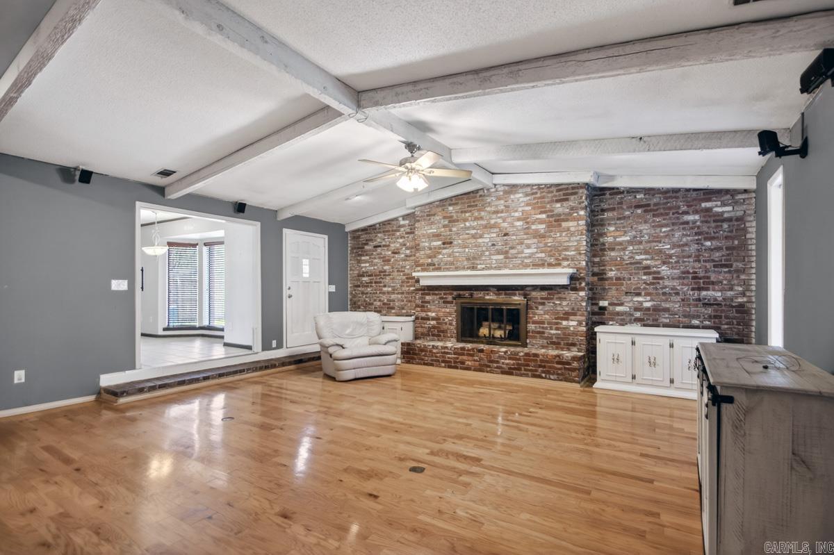 305 Cottonwood  England, AR