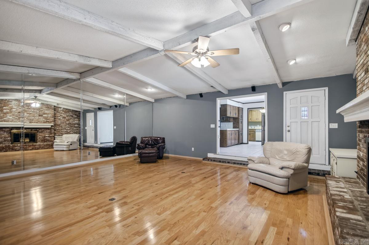 305 Cottonwood  England, AR