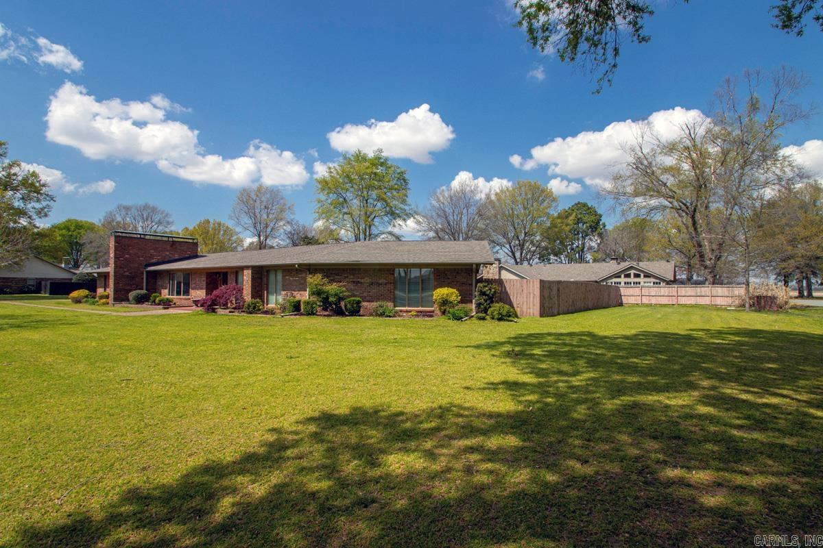 305 Cottonwood  England, AR