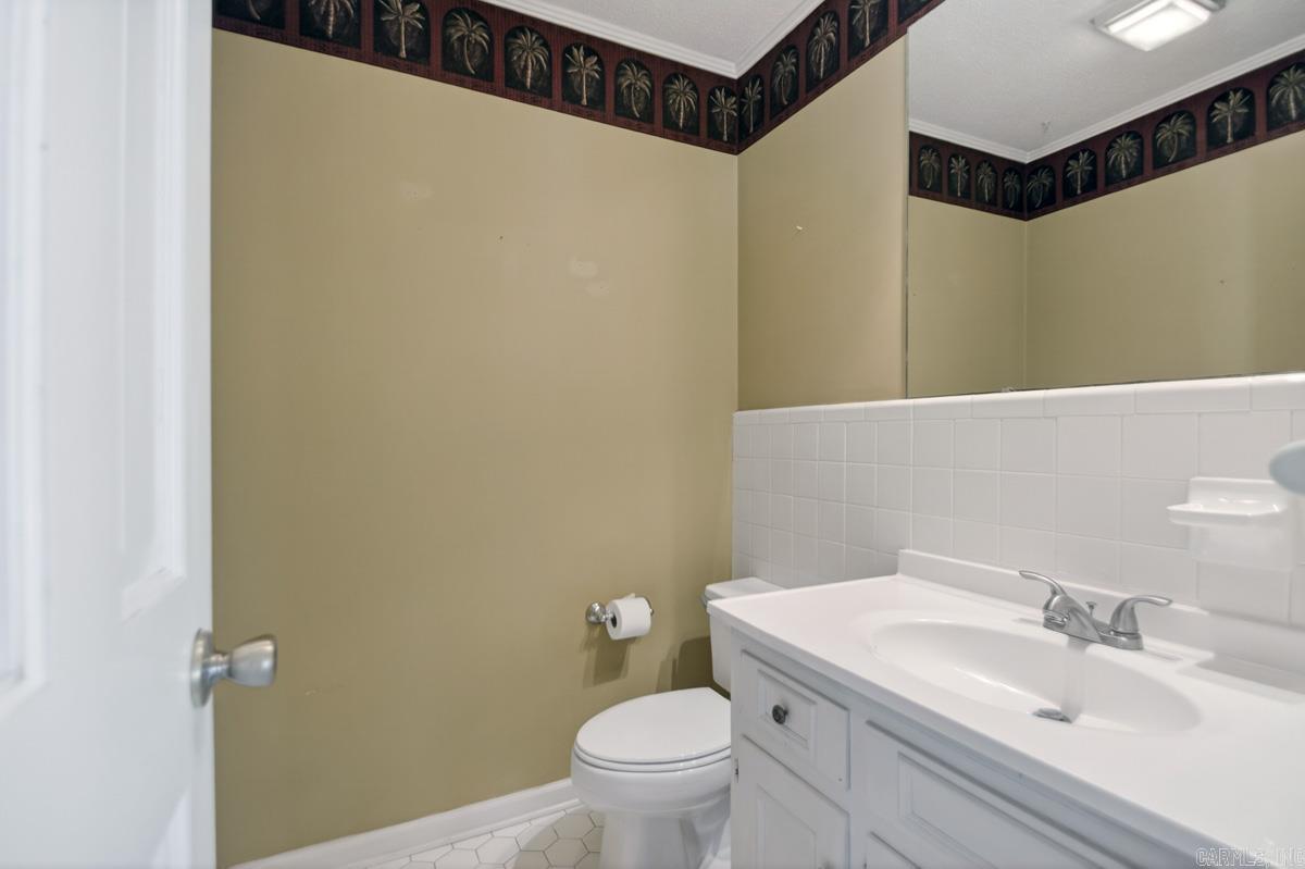 305 Cottonwood  England, AR