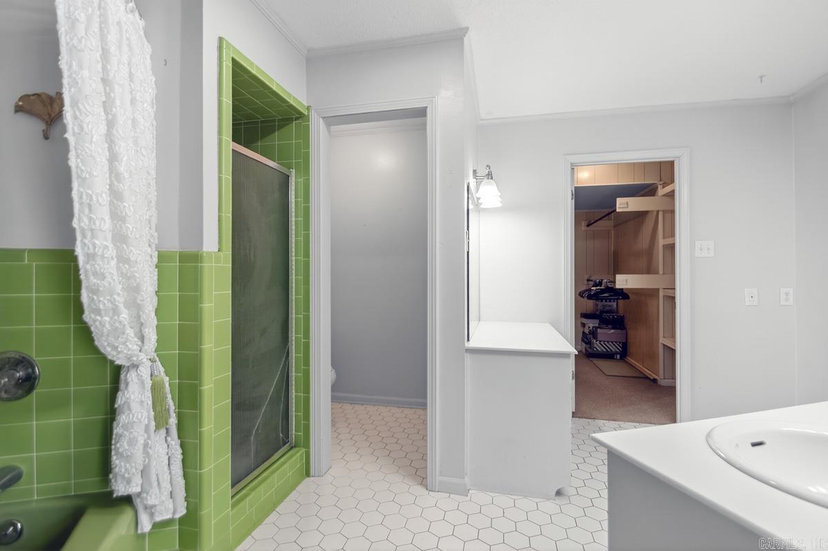 305 Cottonwood  England, AR