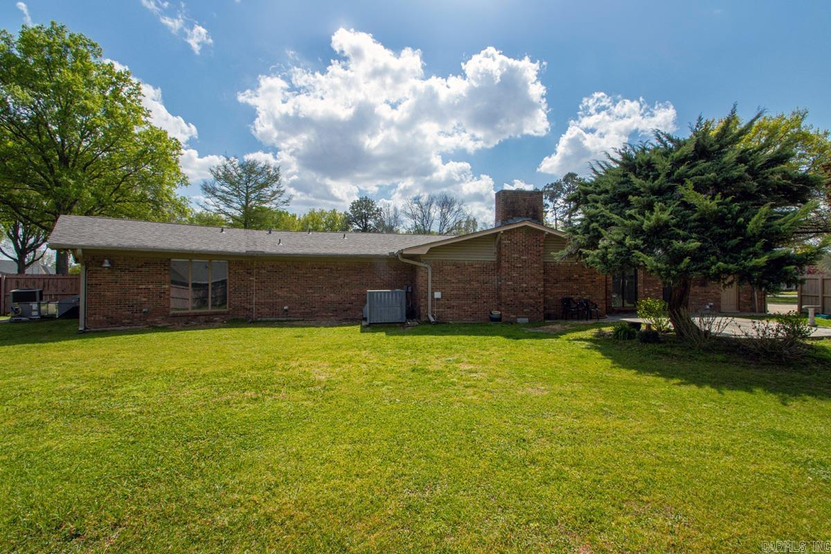 305 Cottonwood  England, AR