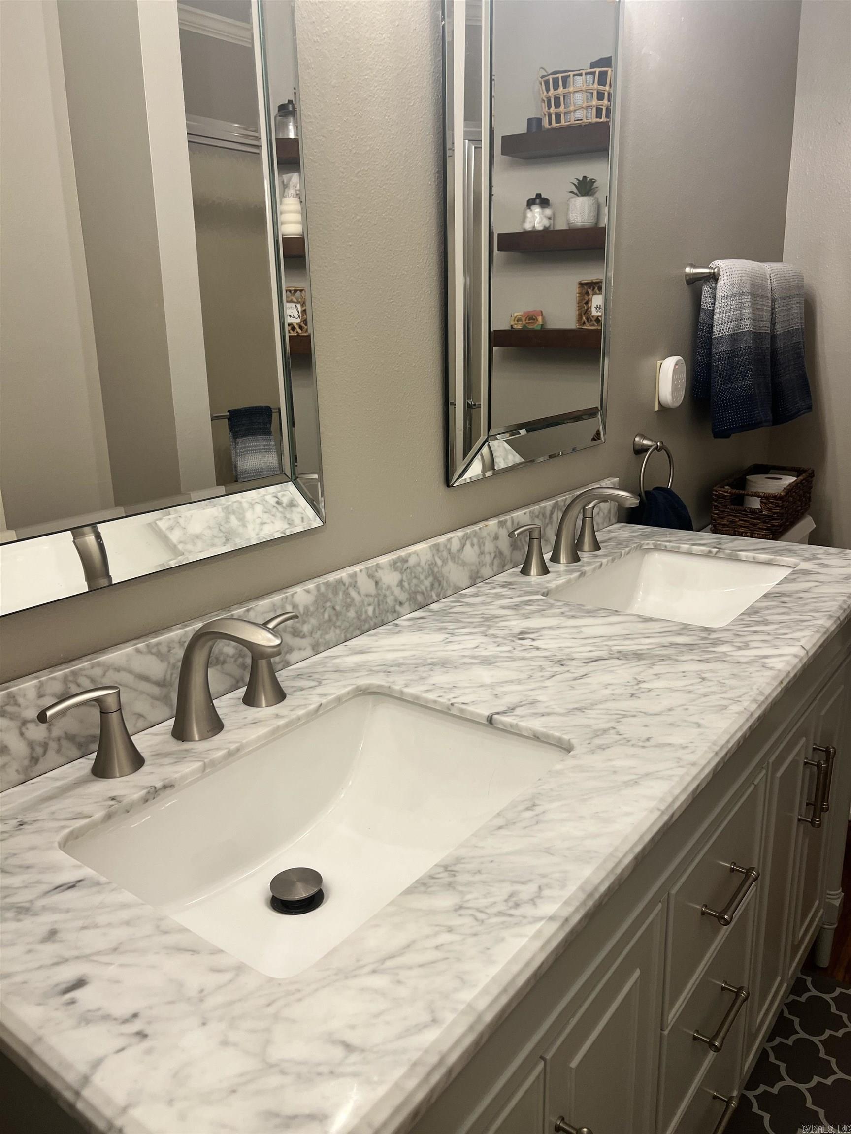 114 Edgemere  Fairfield Bay, AR