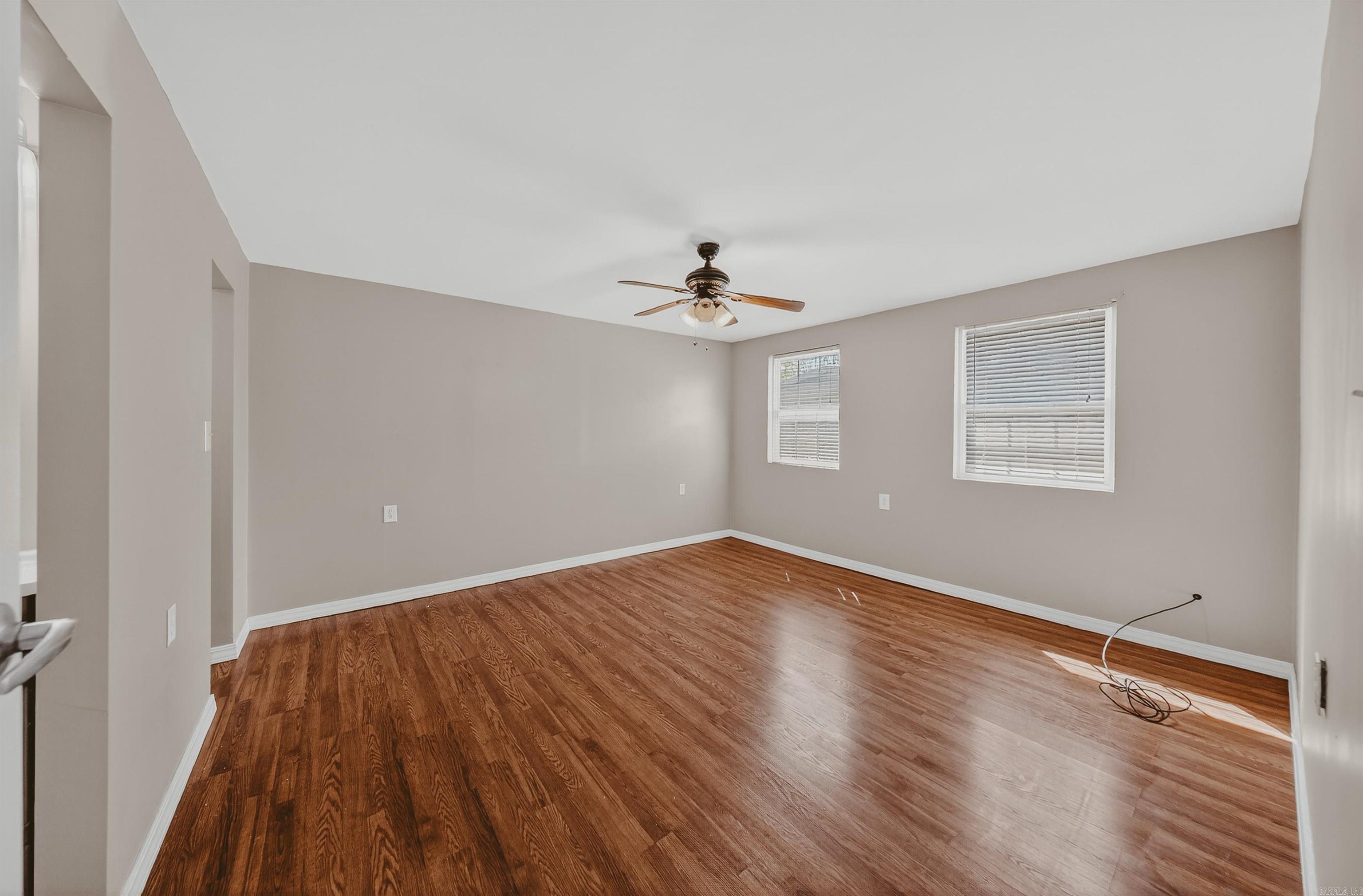 823 W Granite  Siloam Springs, AR