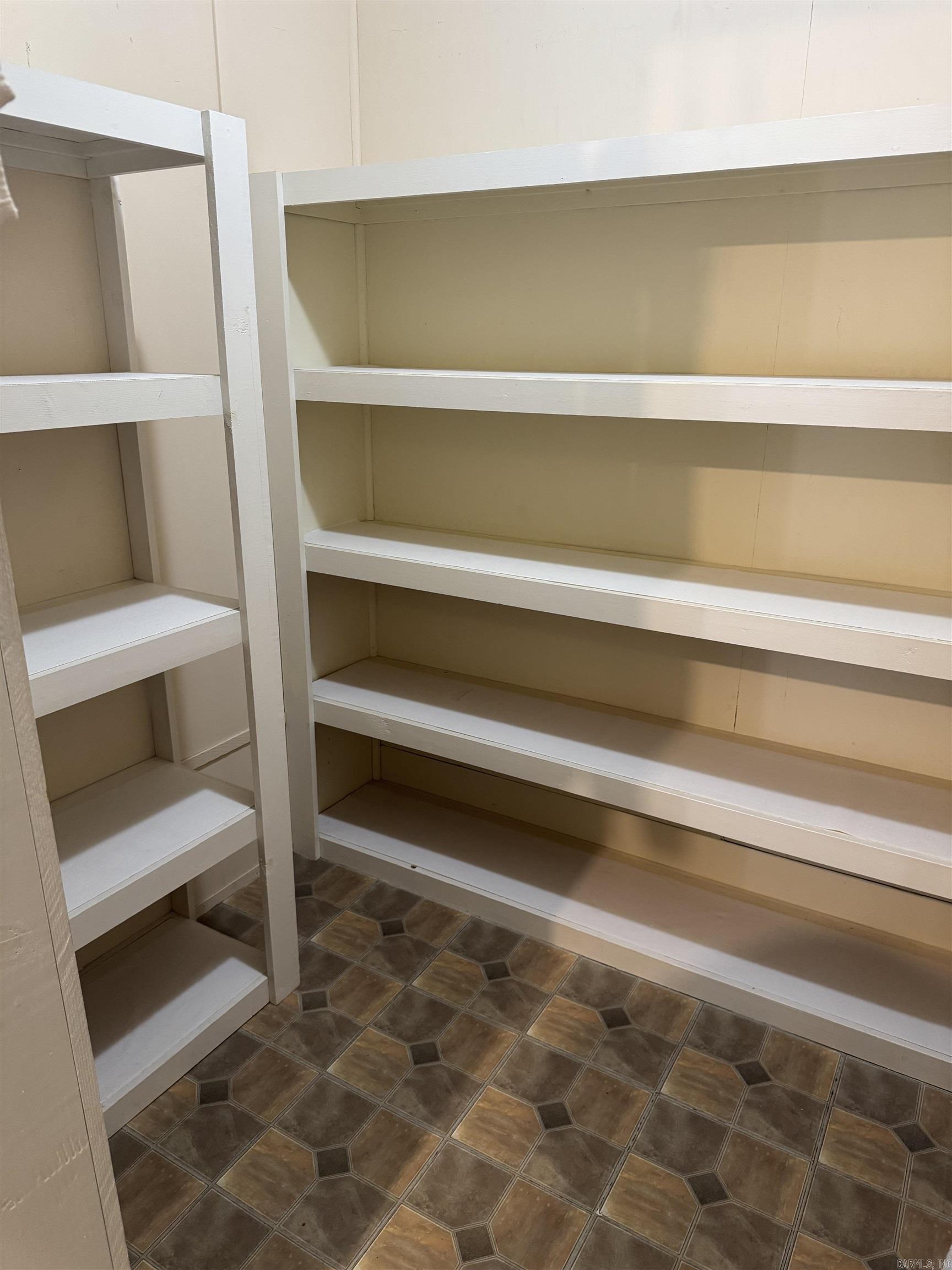 323 Martin W  Wynne, AR