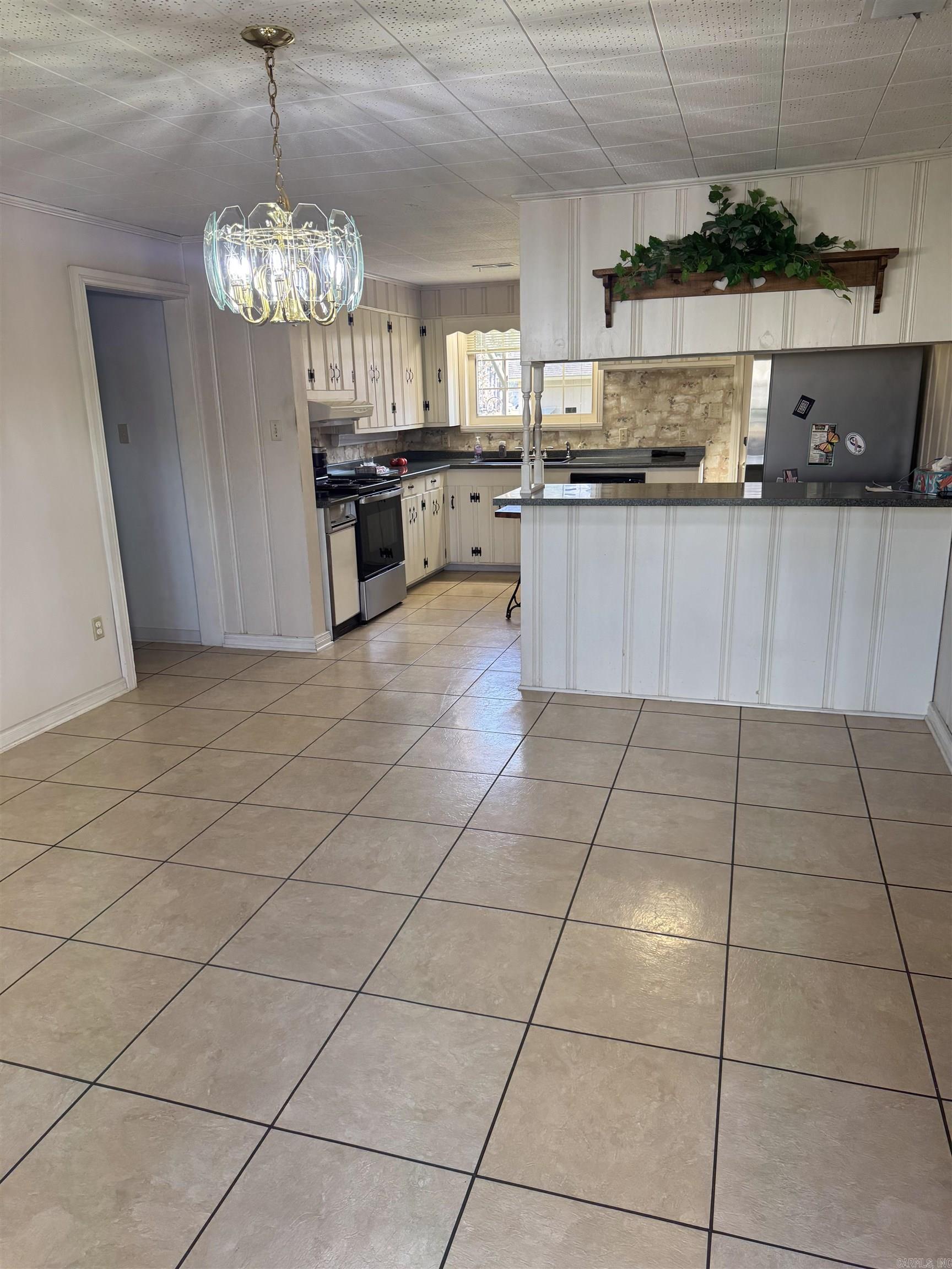 323 Martin W  Wynne, AR