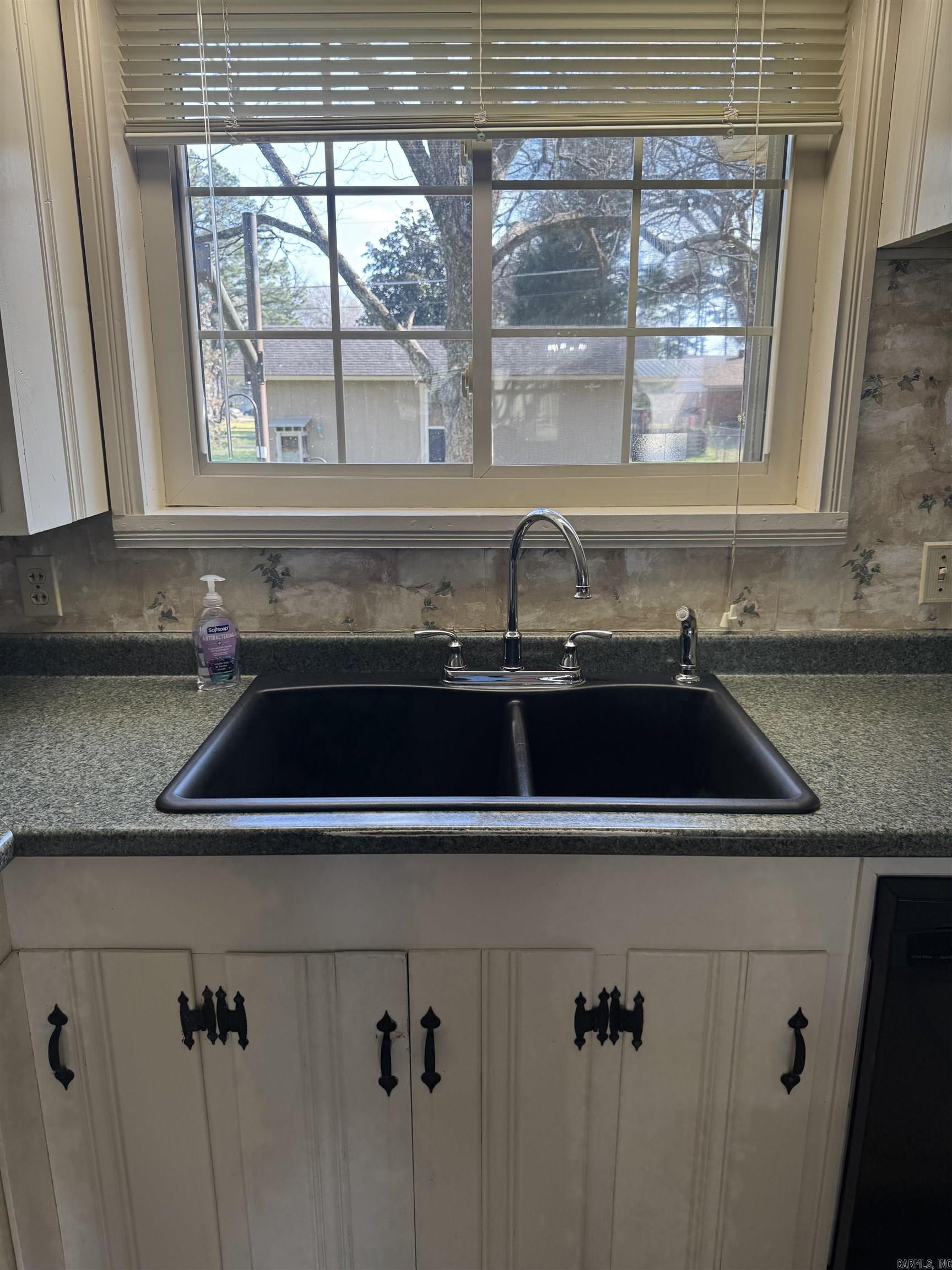 323 Martin W  Wynne, AR