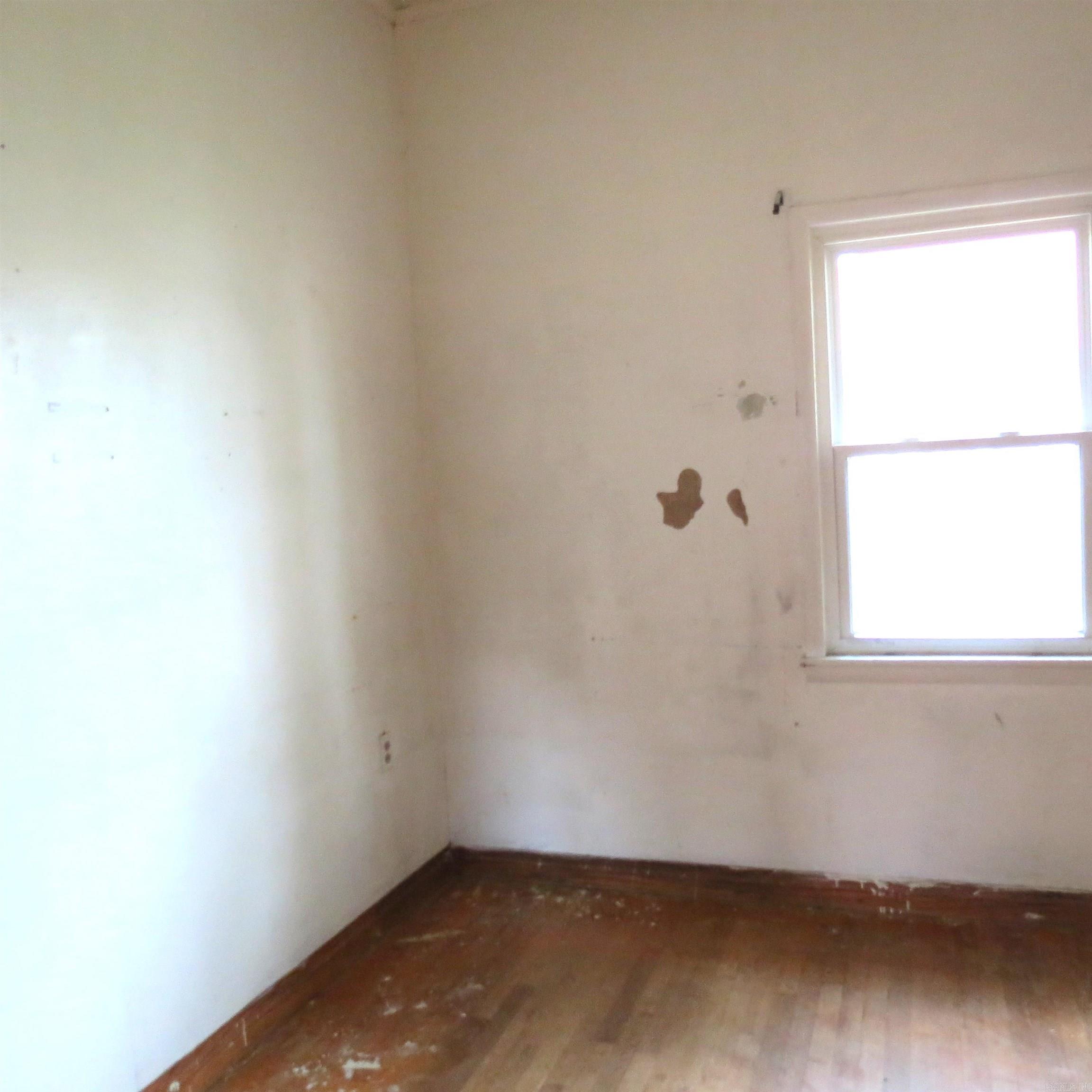 307 E Holly  Sheridan, AR