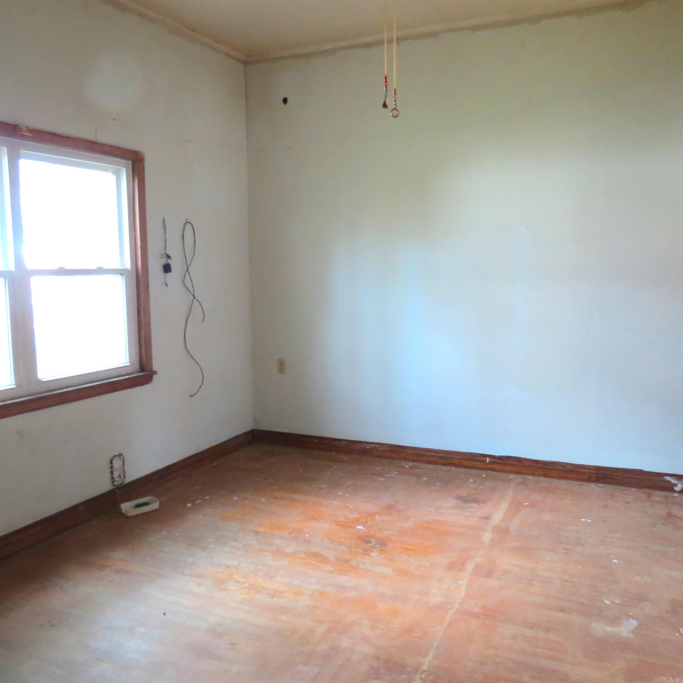 307 E Holly  Sheridan, AR