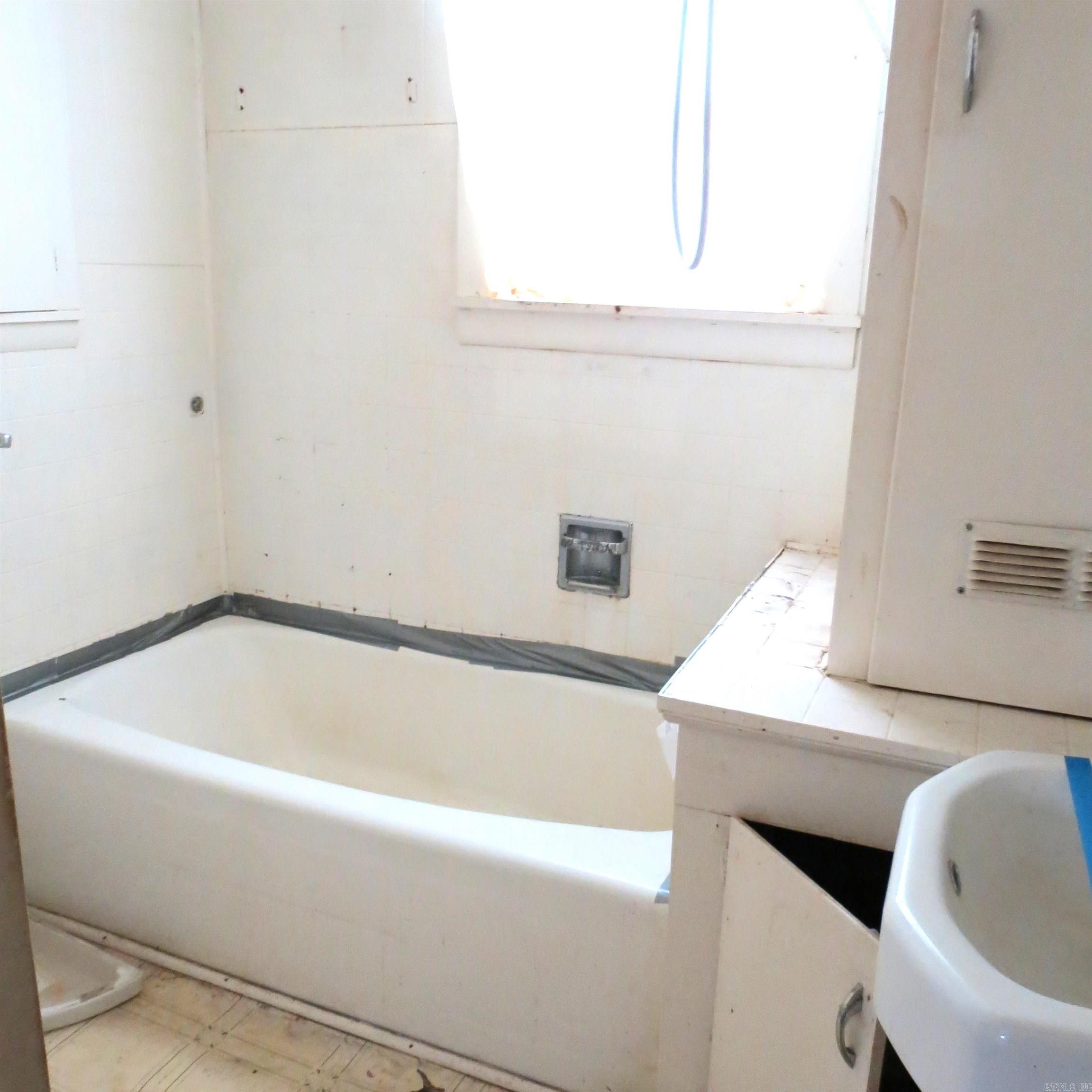 307 E Holly  Sheridan, AR