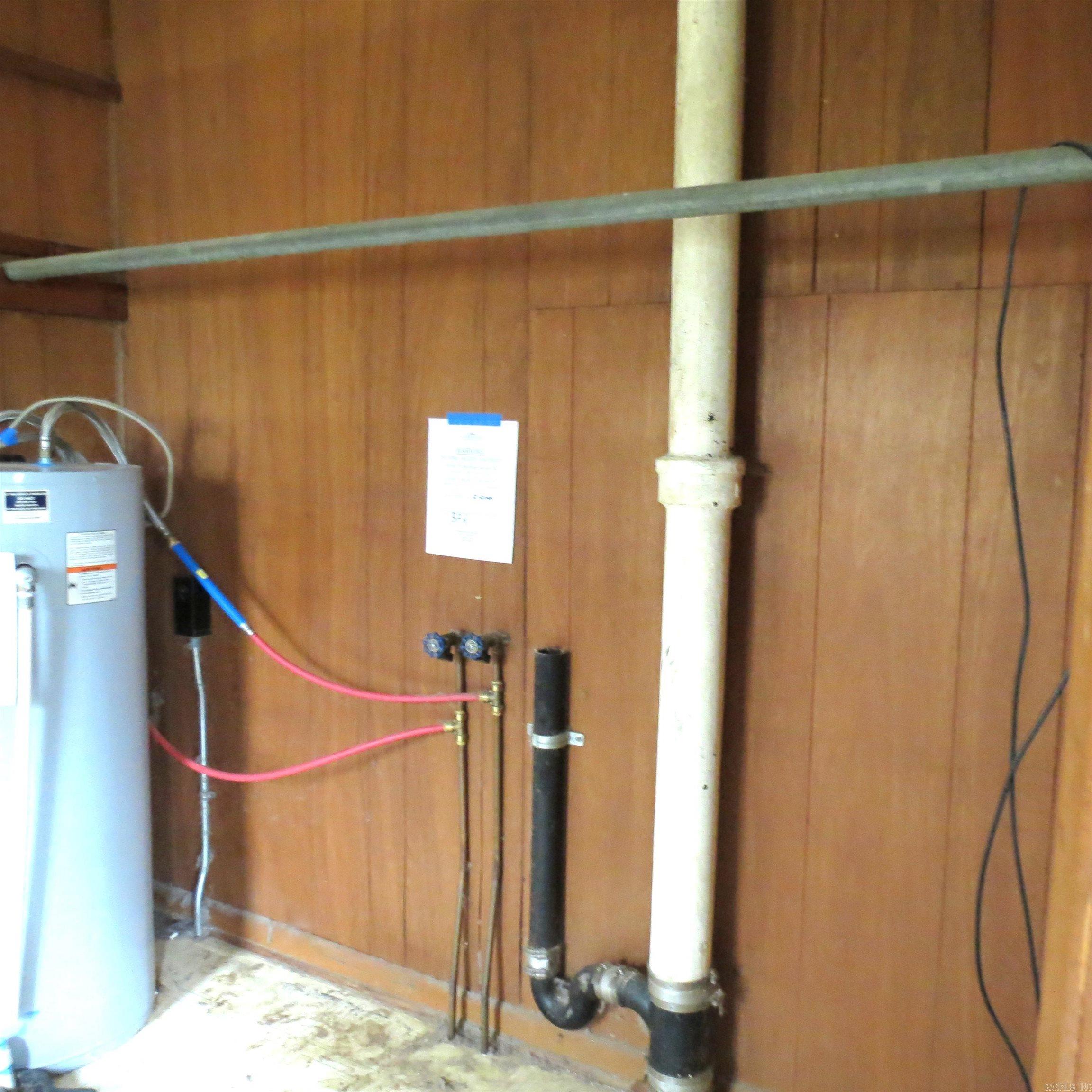 307 E Holly  Sheridan, AR