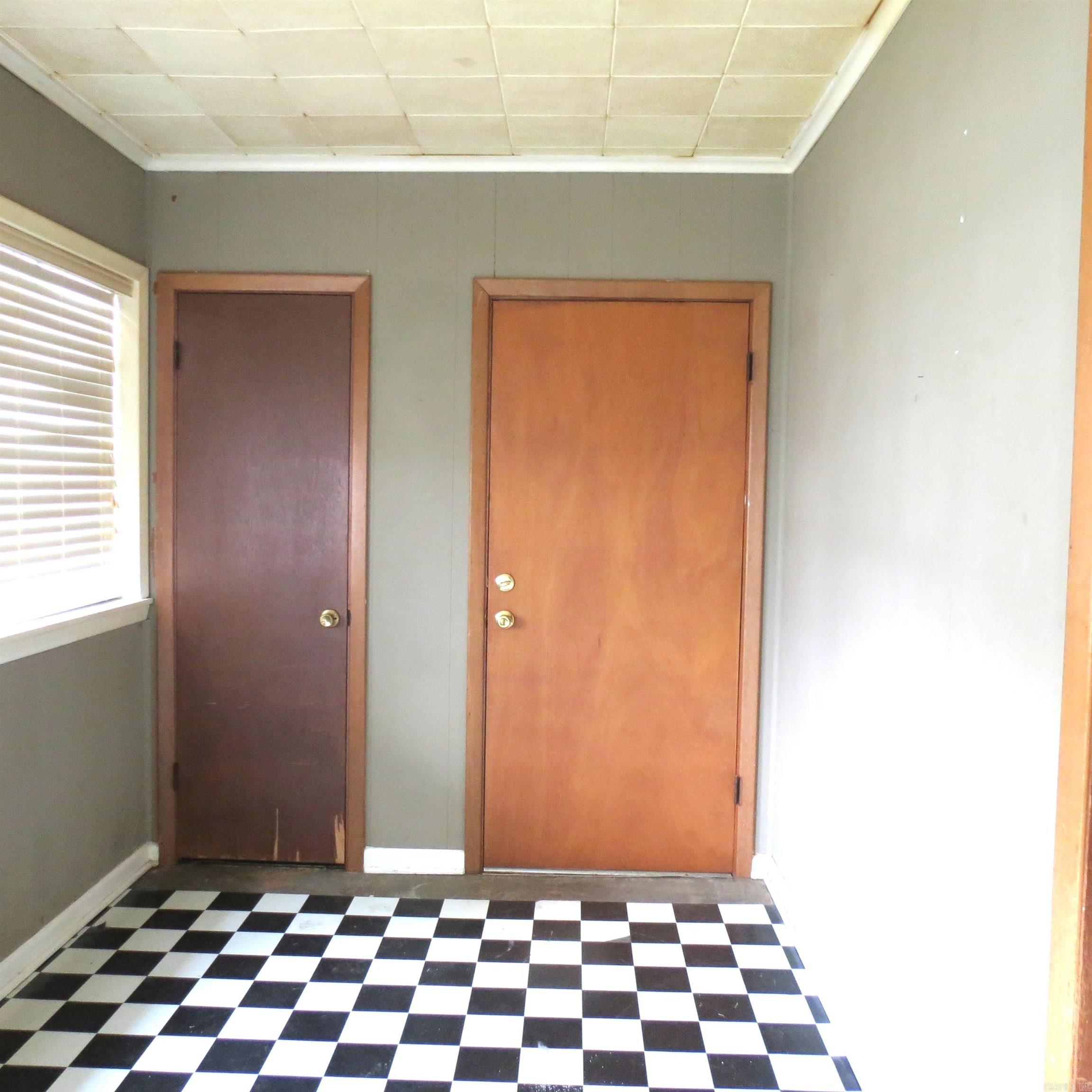 307 E Holly  Sheridan, AR