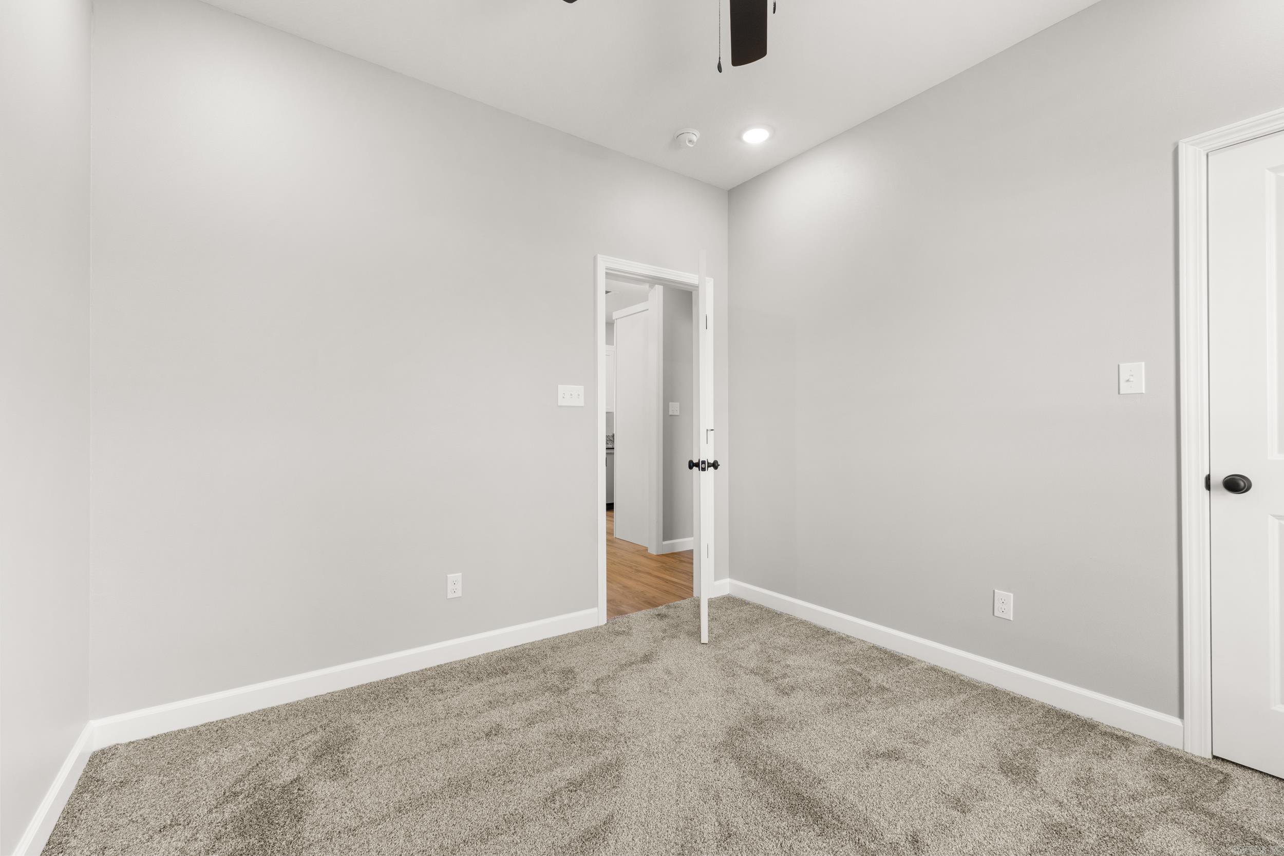 28 Sisney Drive  Ash Flat, AR