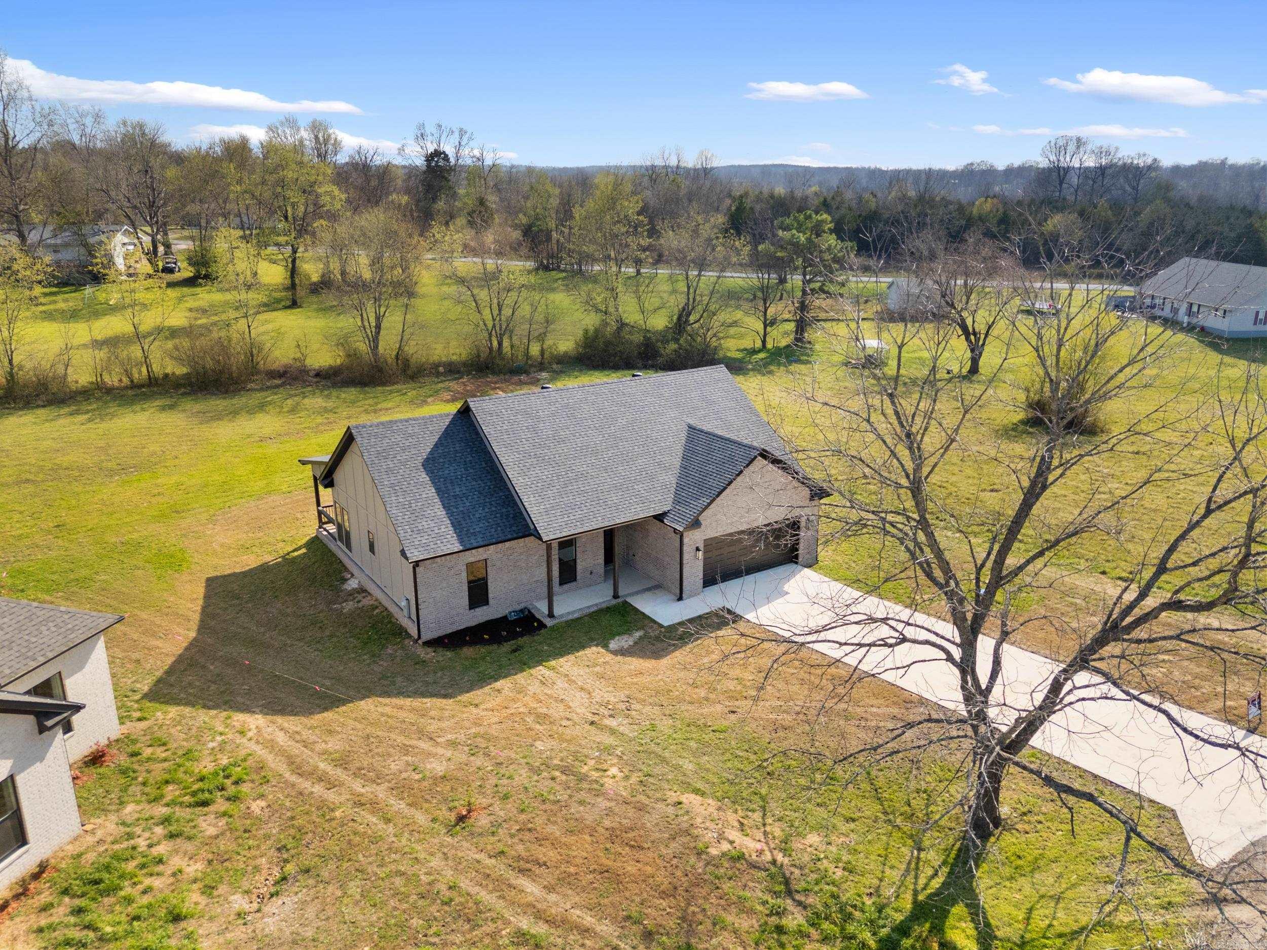 28 Sisney Drive  Ash Flat, AR