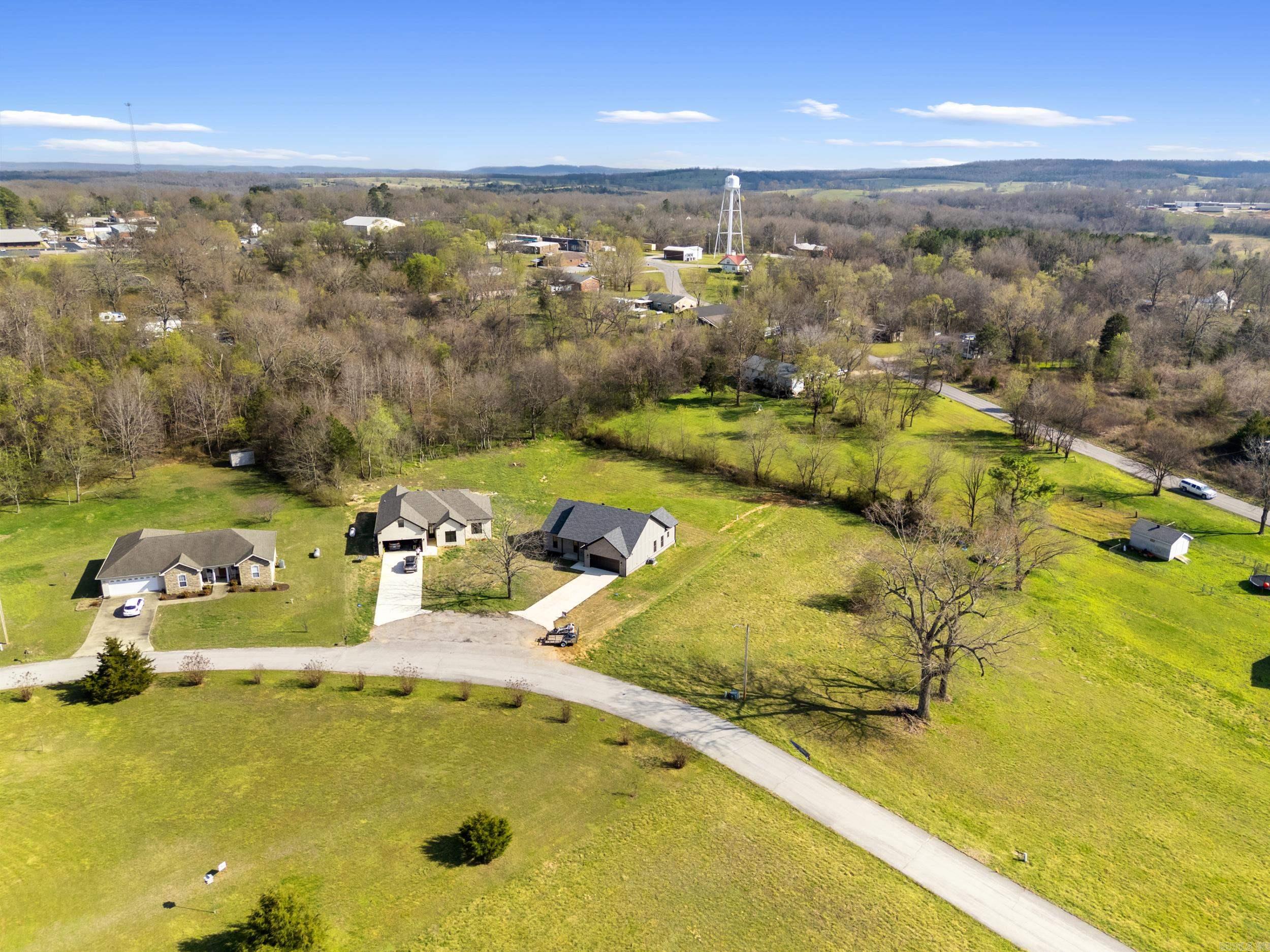 28 Sisney Drive  Ash Flat, AR