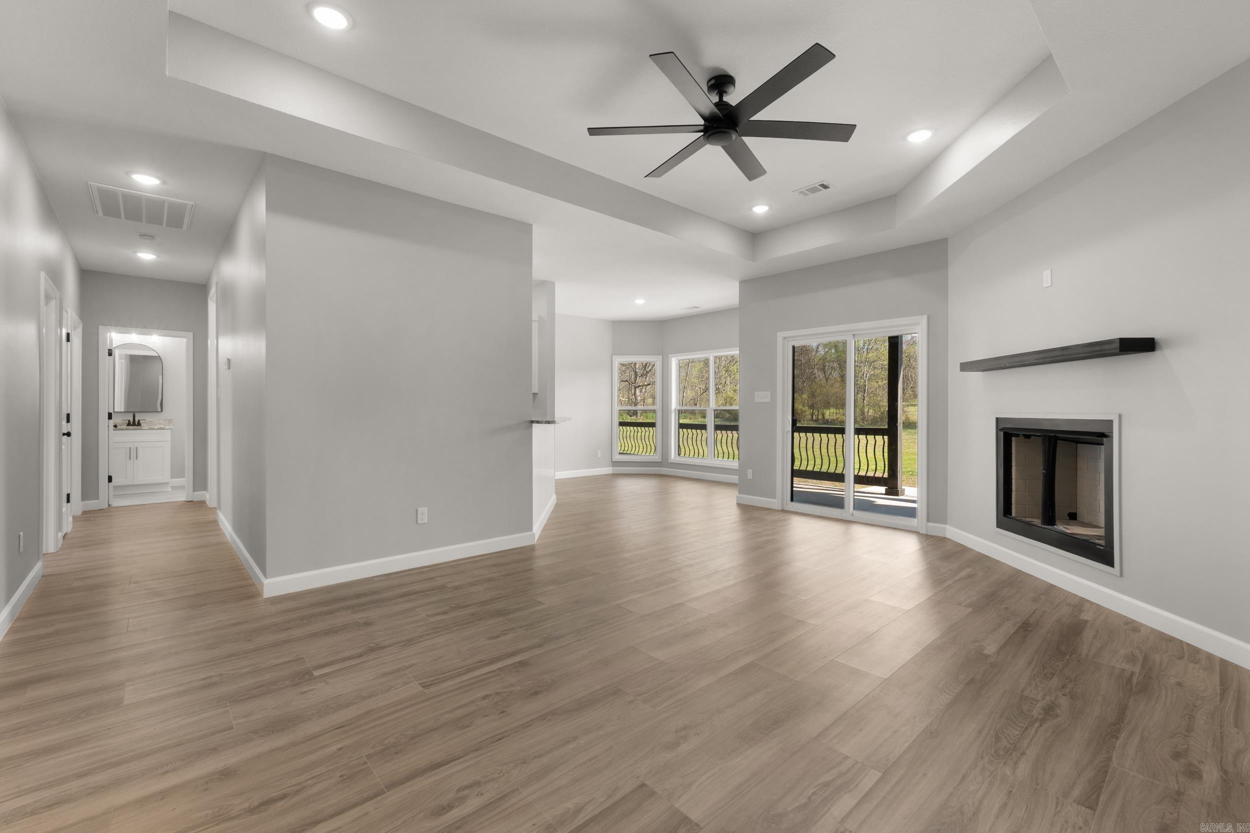 28 Sisney Drive  Ash Flat, AR