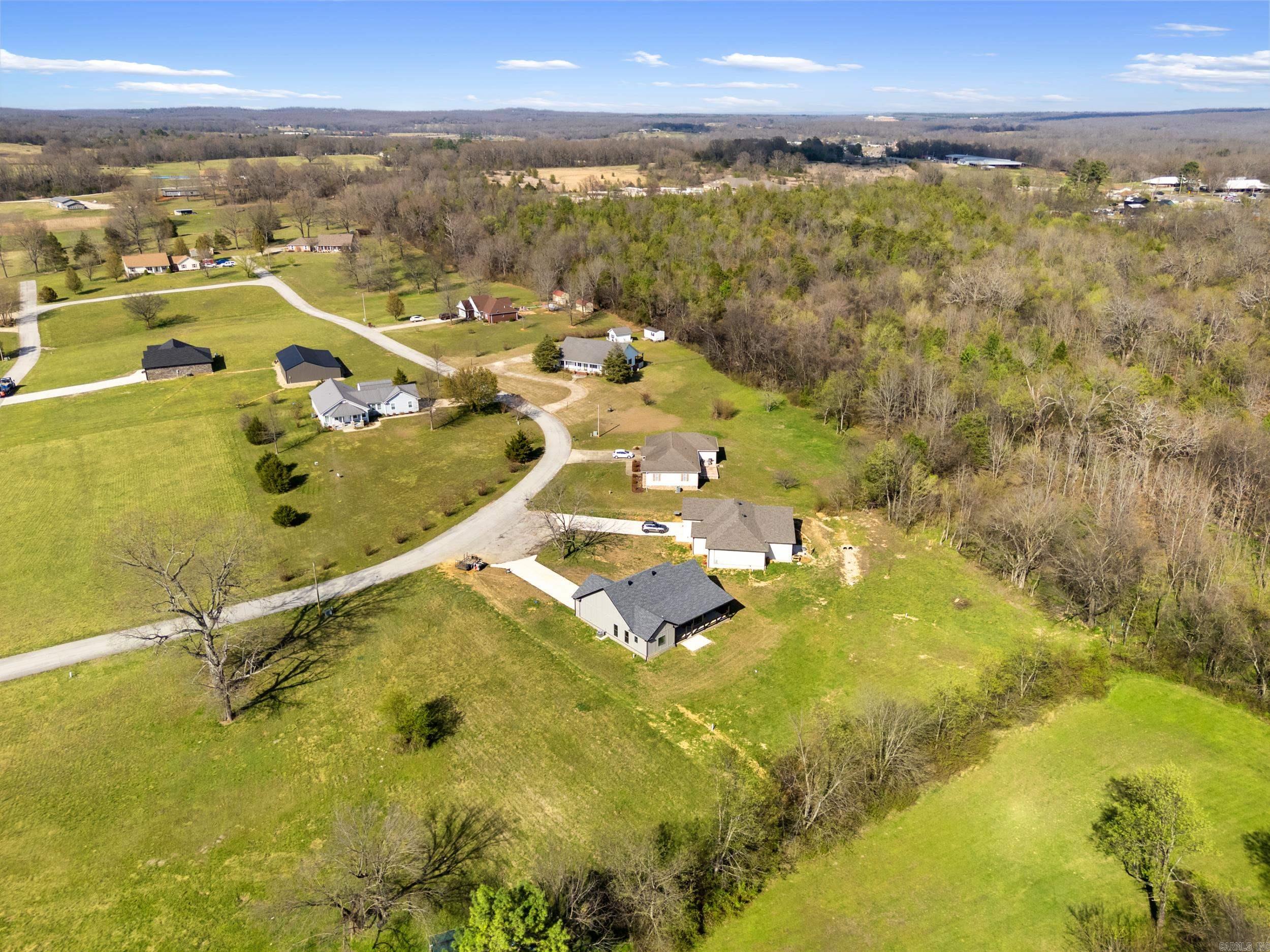 28 Sisney Drive  Ash Flat, AR