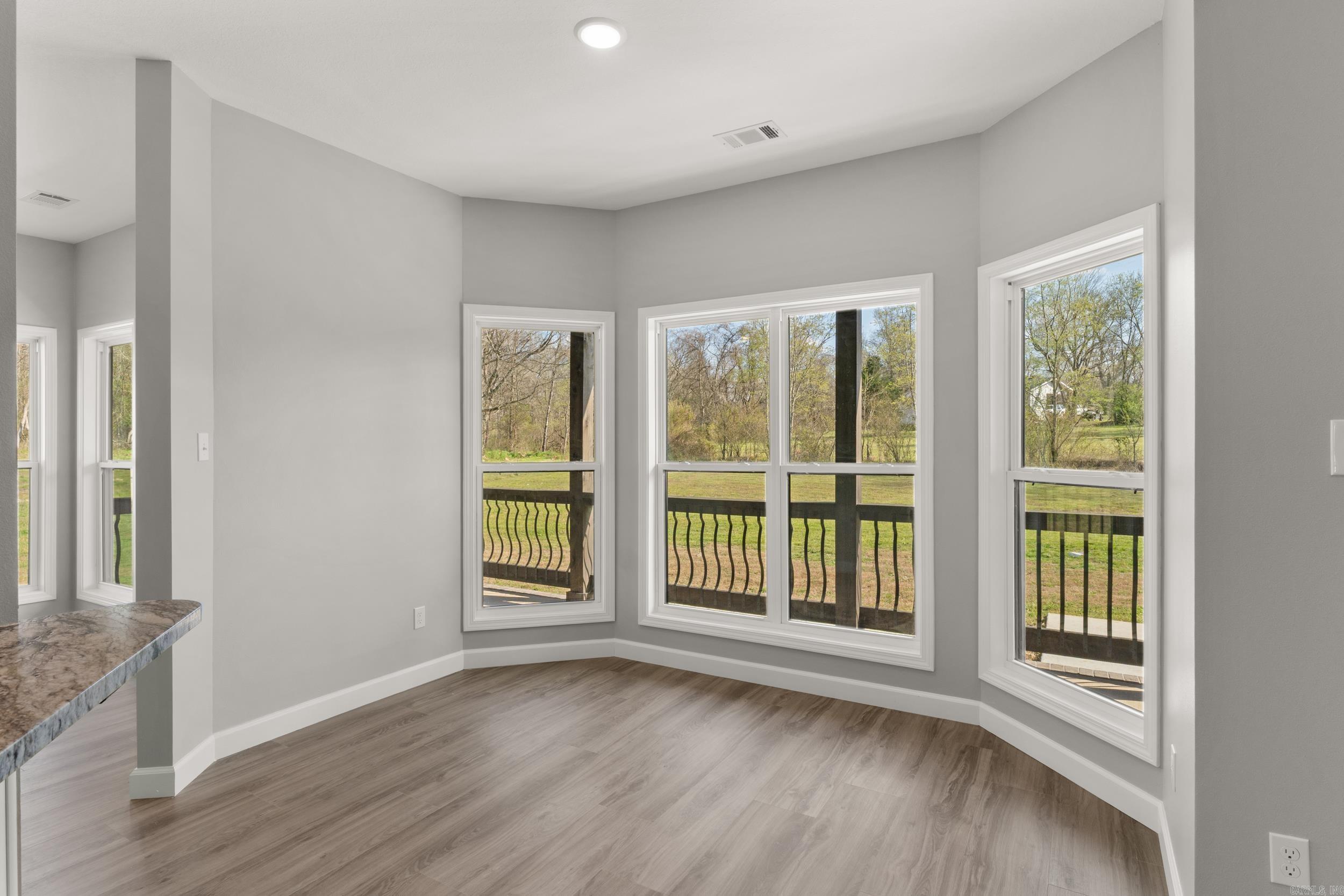 28 Sisney Drive  Ash Flat, AR