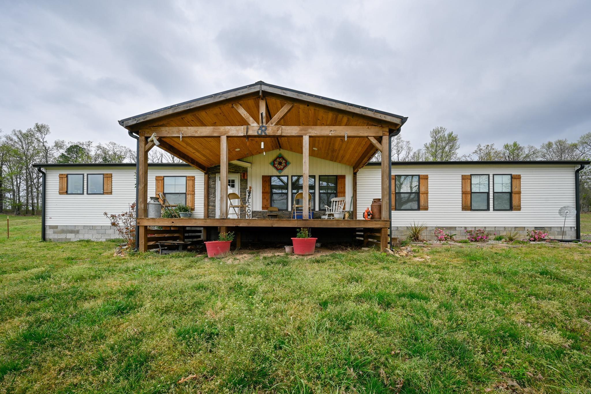 665 Highway 246  Umpire, AR