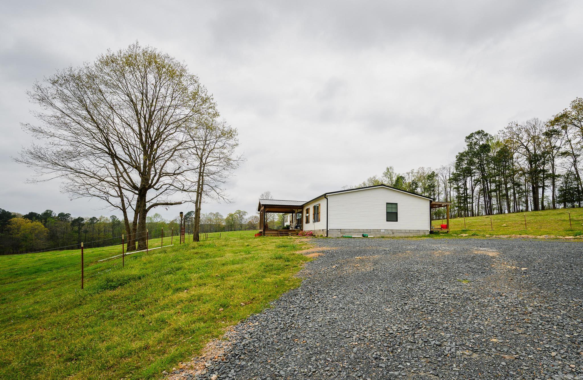 665 Highway 246  Umpire, AR