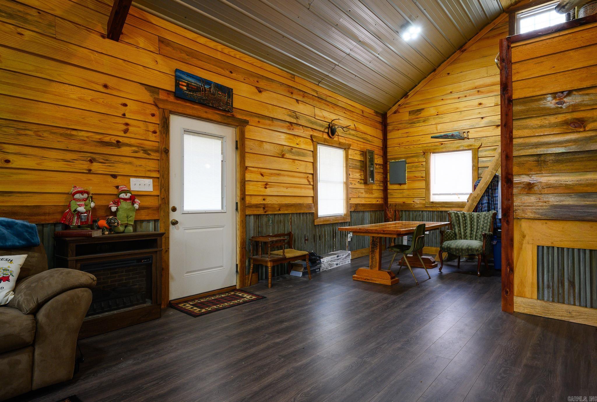 665 Highway 246  Umpire, AR