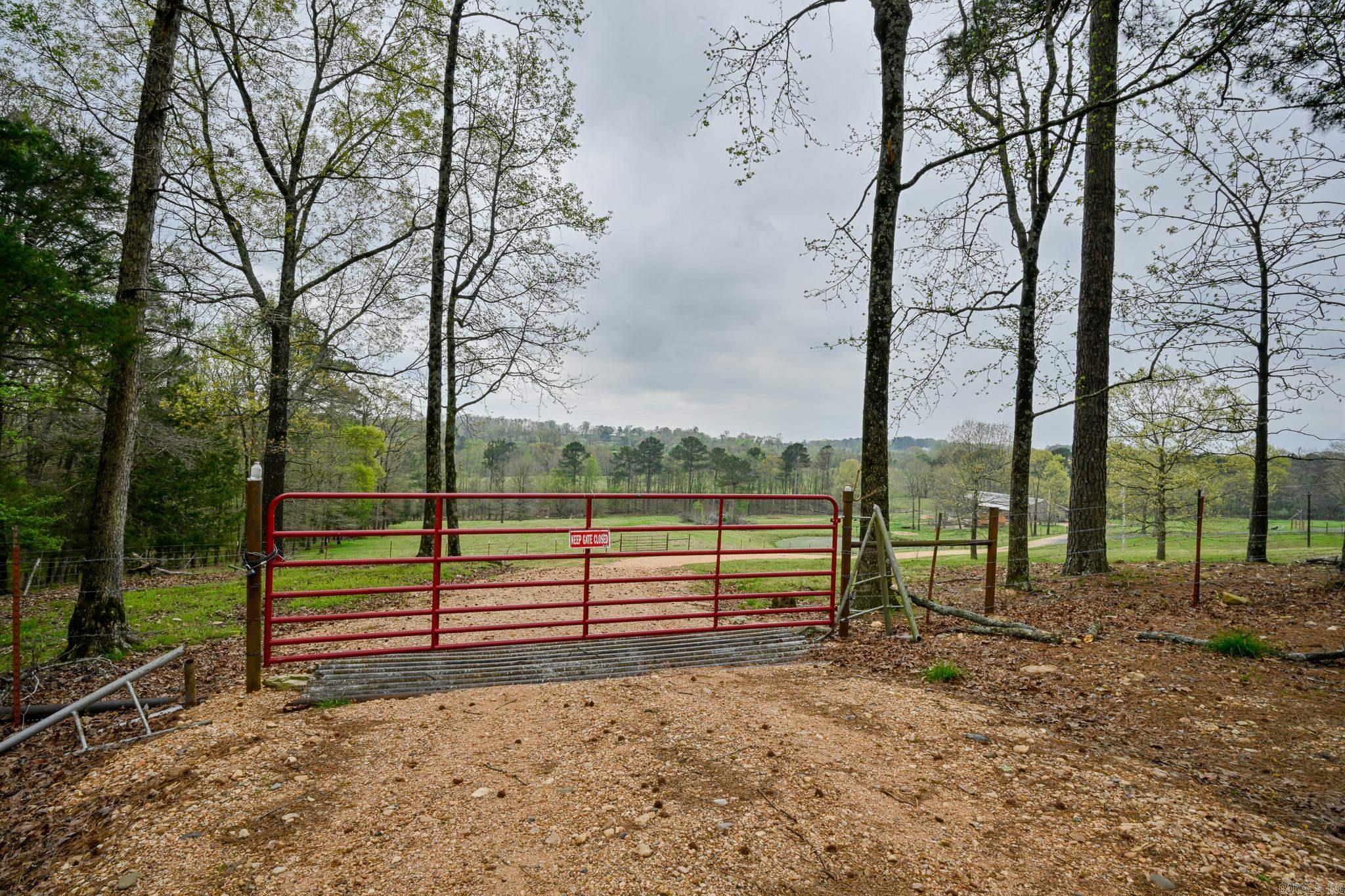 665 Highway 246  Umpire, AR