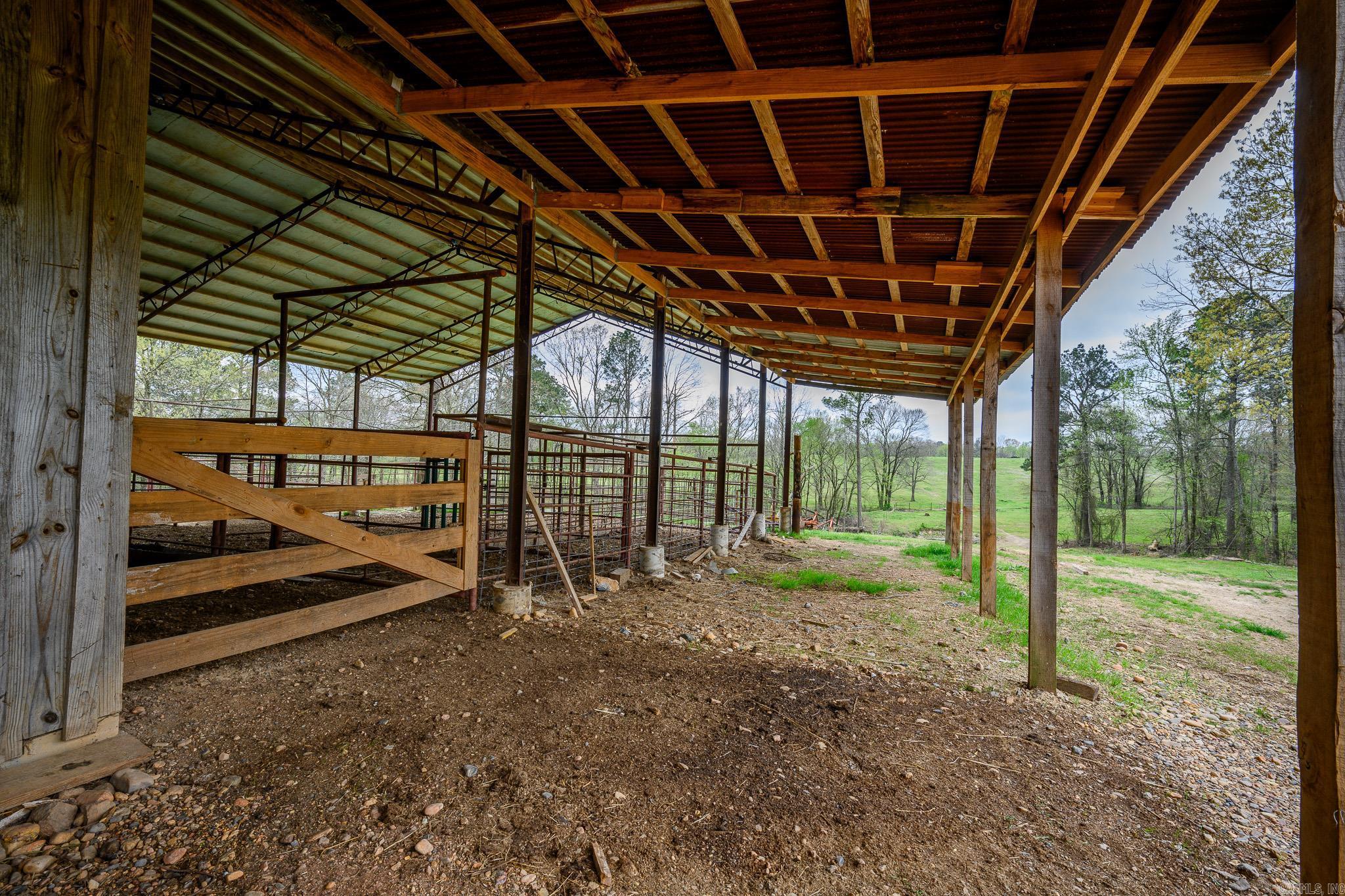 665 Highway 246  Umpire, AR