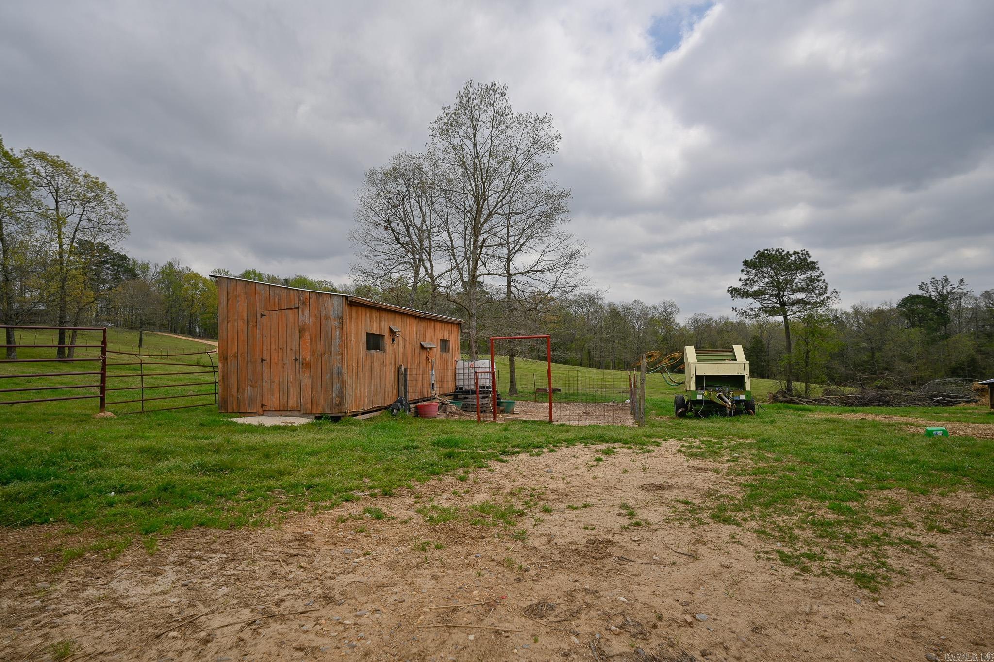 665 Highway 246  Umpire, AR