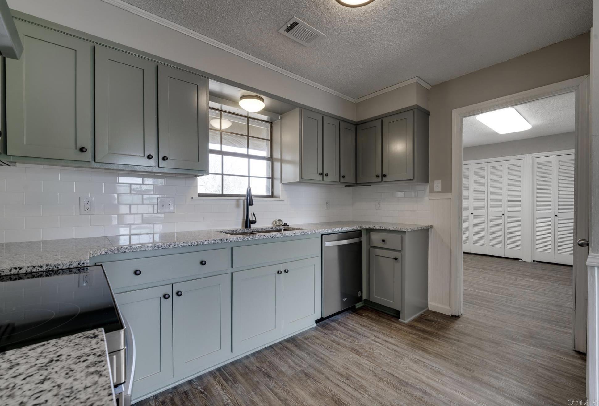 10601 Harper Rd  Little Rock, AR