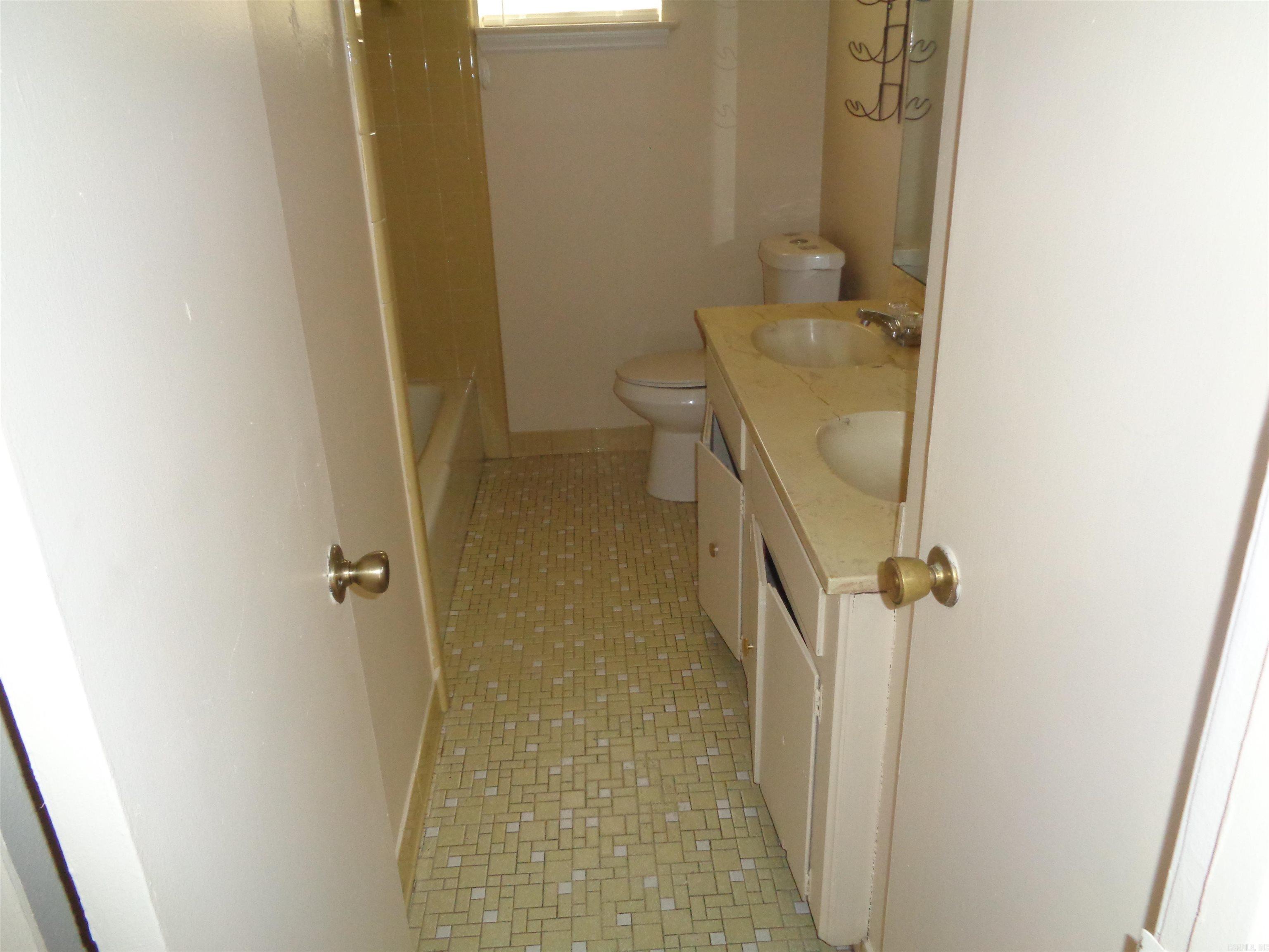 11123 Beverly Hills Unit 