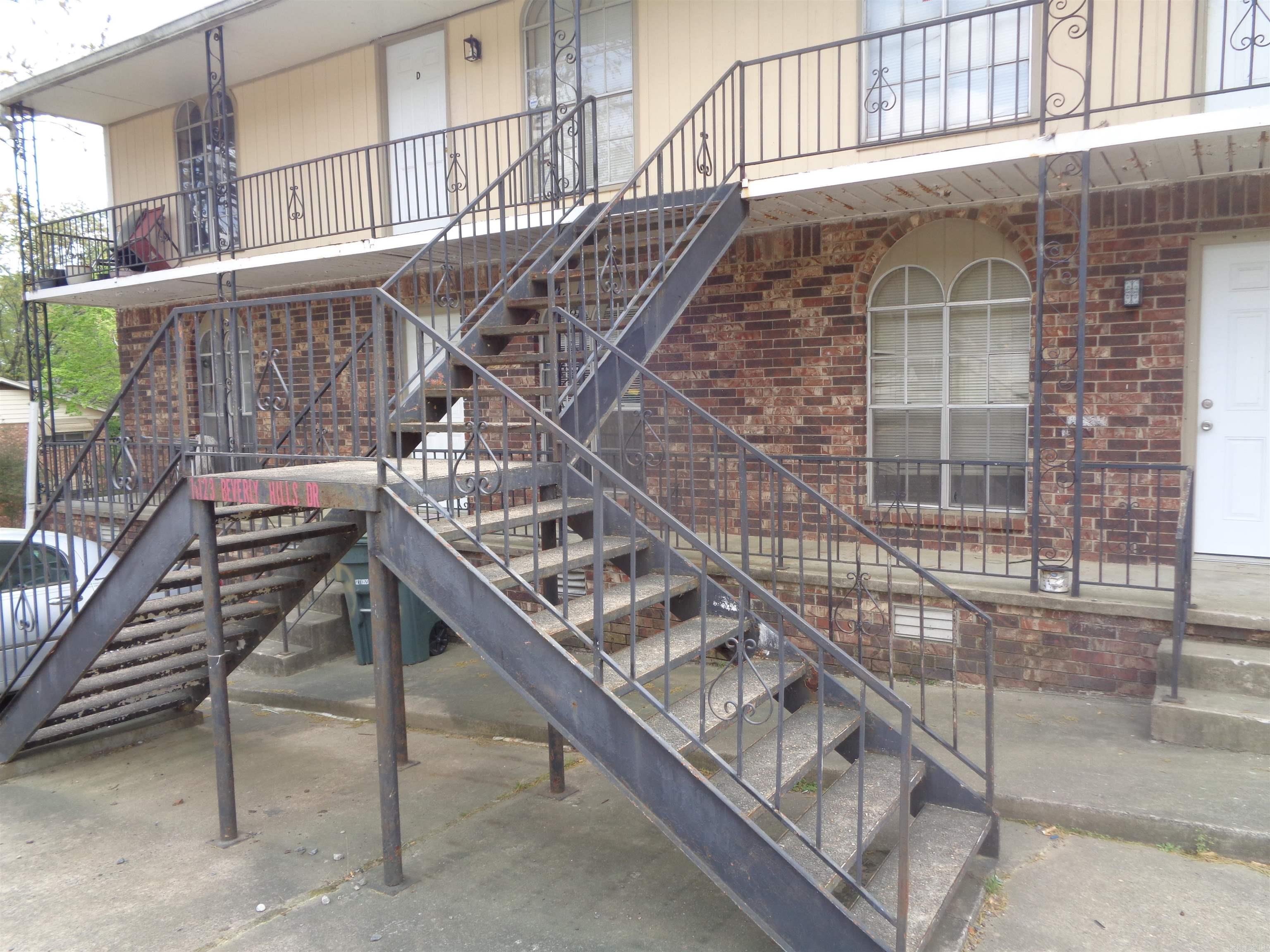 11123 Beverly Hills Unit 