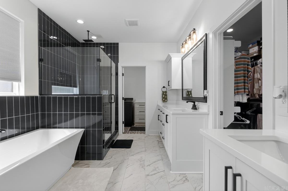 132 Harmony Village  Haskell, AR