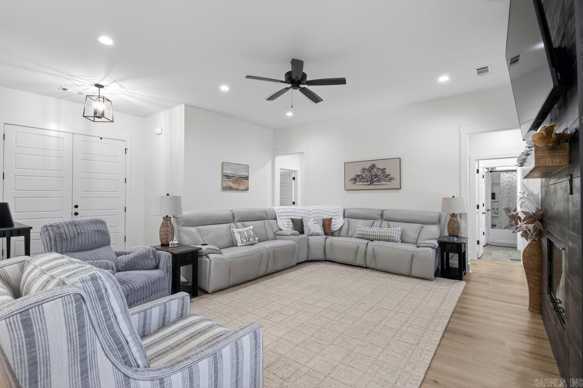 132 Harmony Village  Haskell, AR