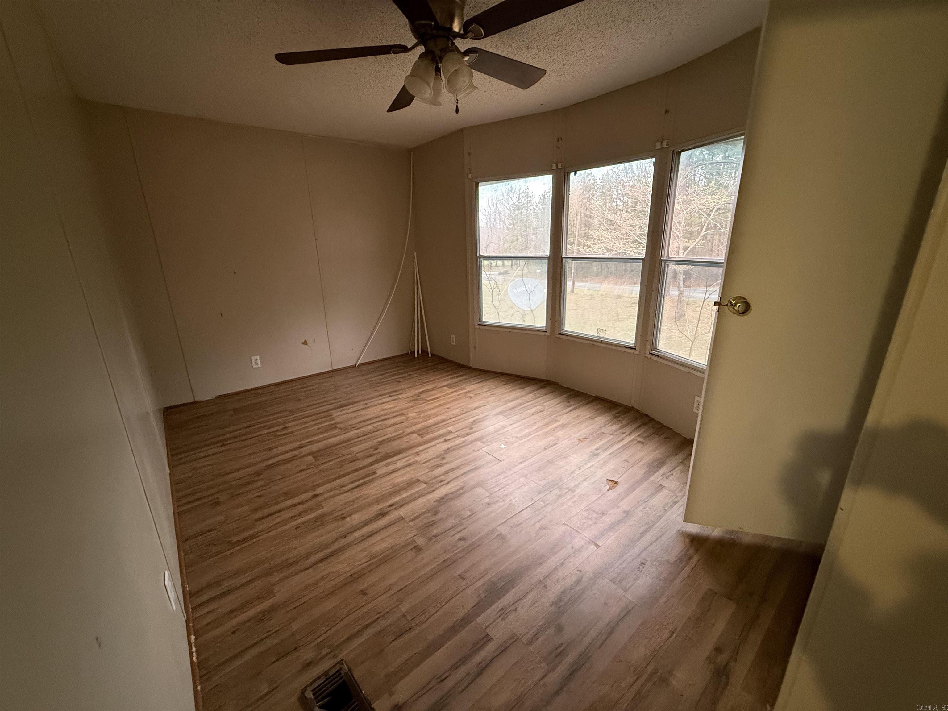 660 Lone Star  Rose Bud, AR