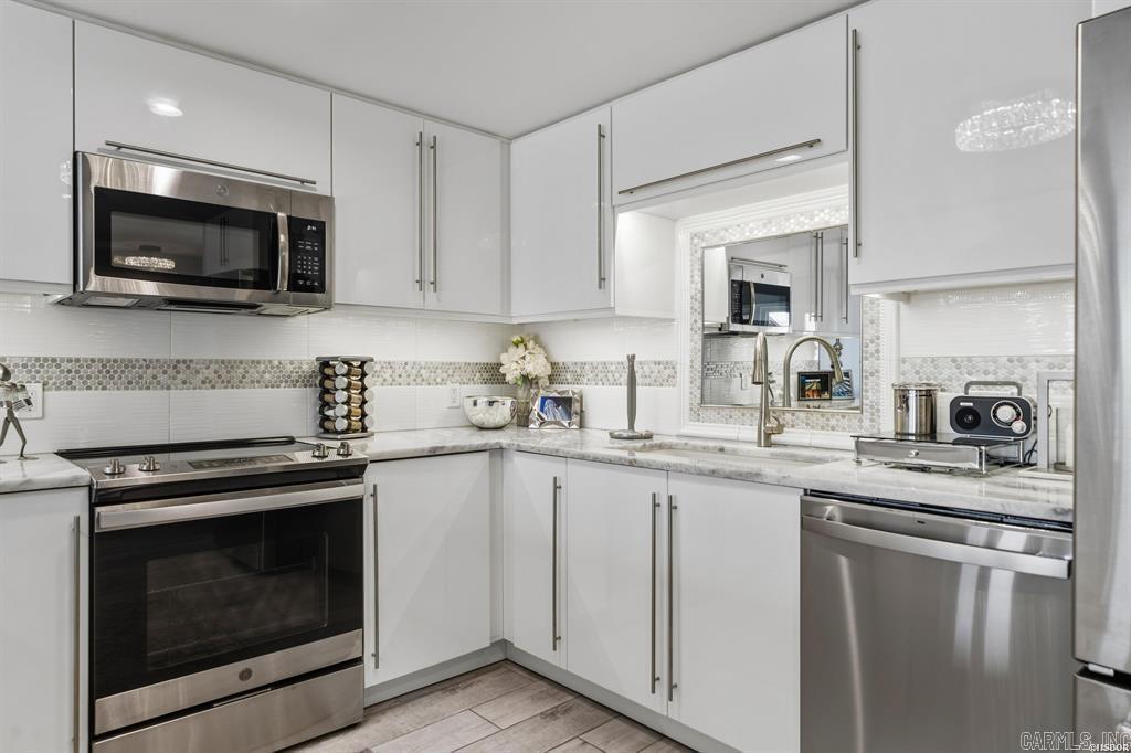 142 Lake Hamilton  Hot Springs, AR