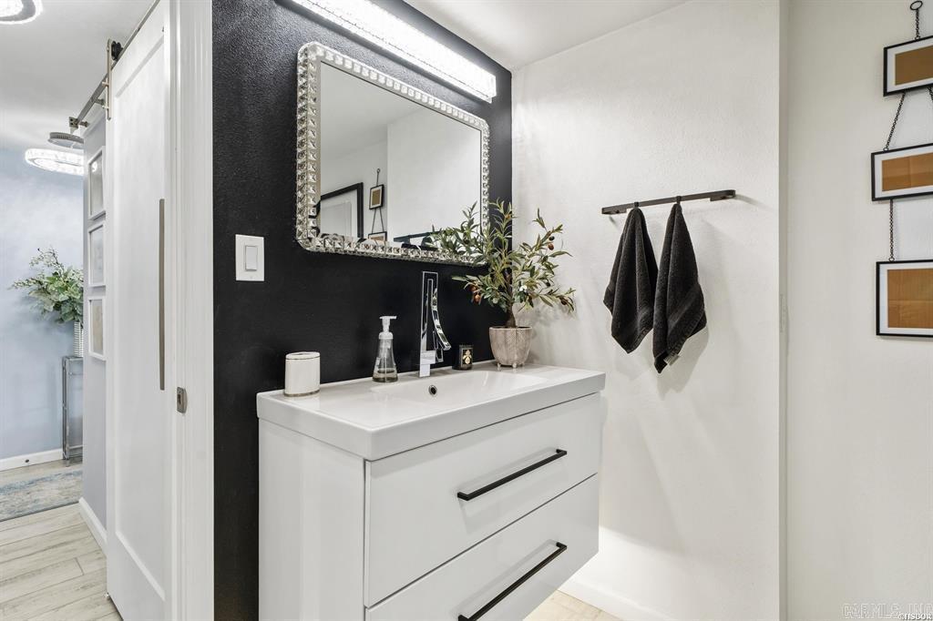 142 Lake Hamilton  Hot Springs, AR