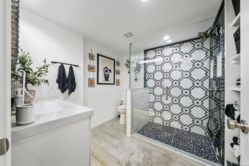 142 Lake Hamilton  Hot Springs, AR