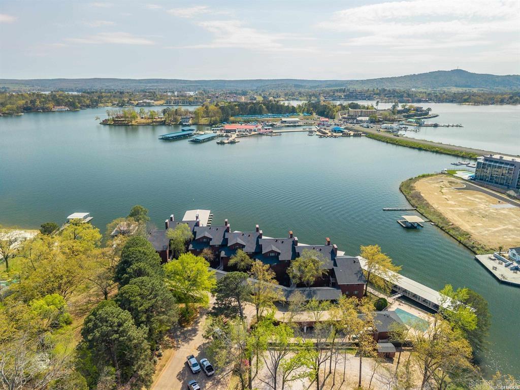 142 Lake Hamilton  Hot Springs, AR