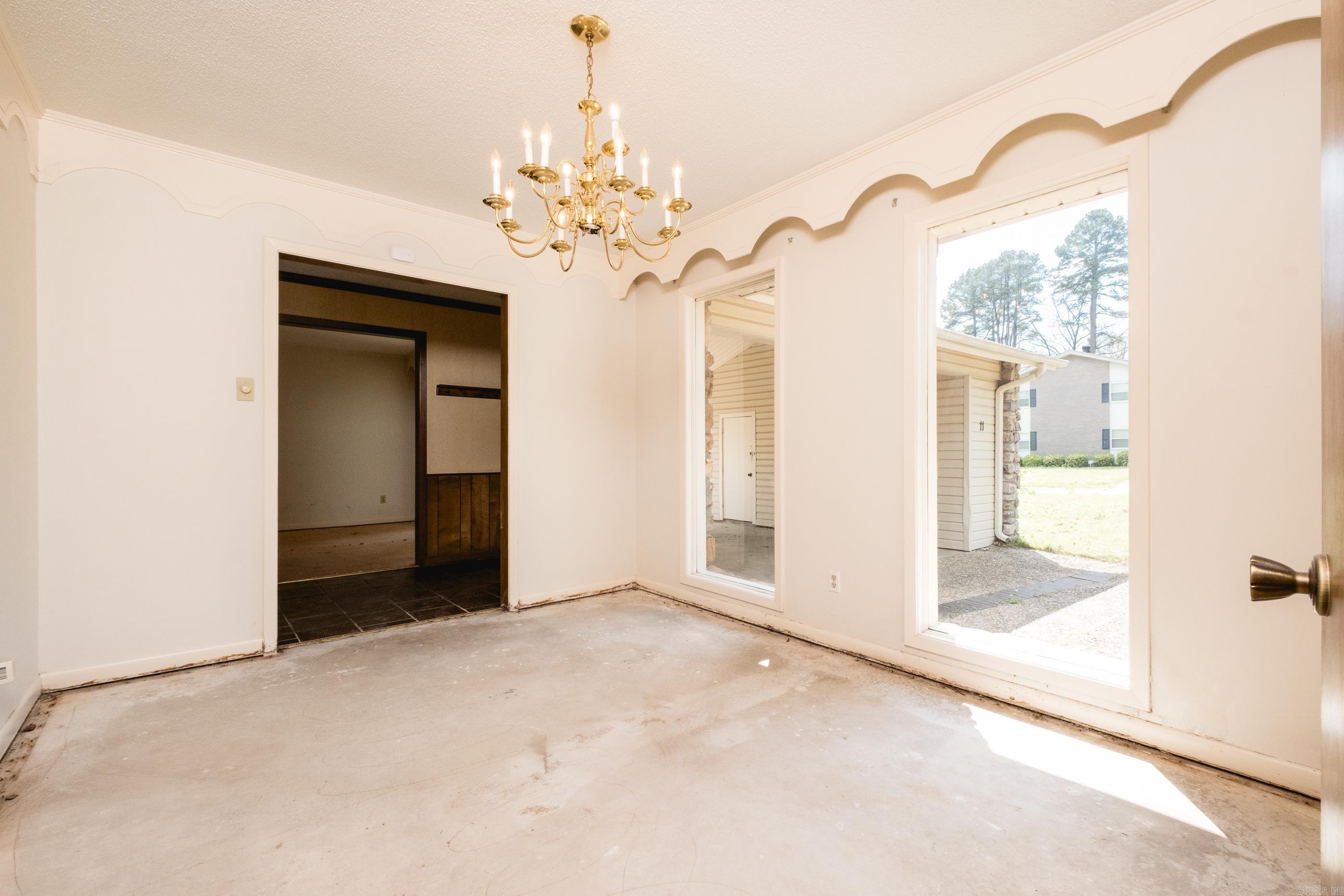 11 Crownpoint  Little Rock, AR