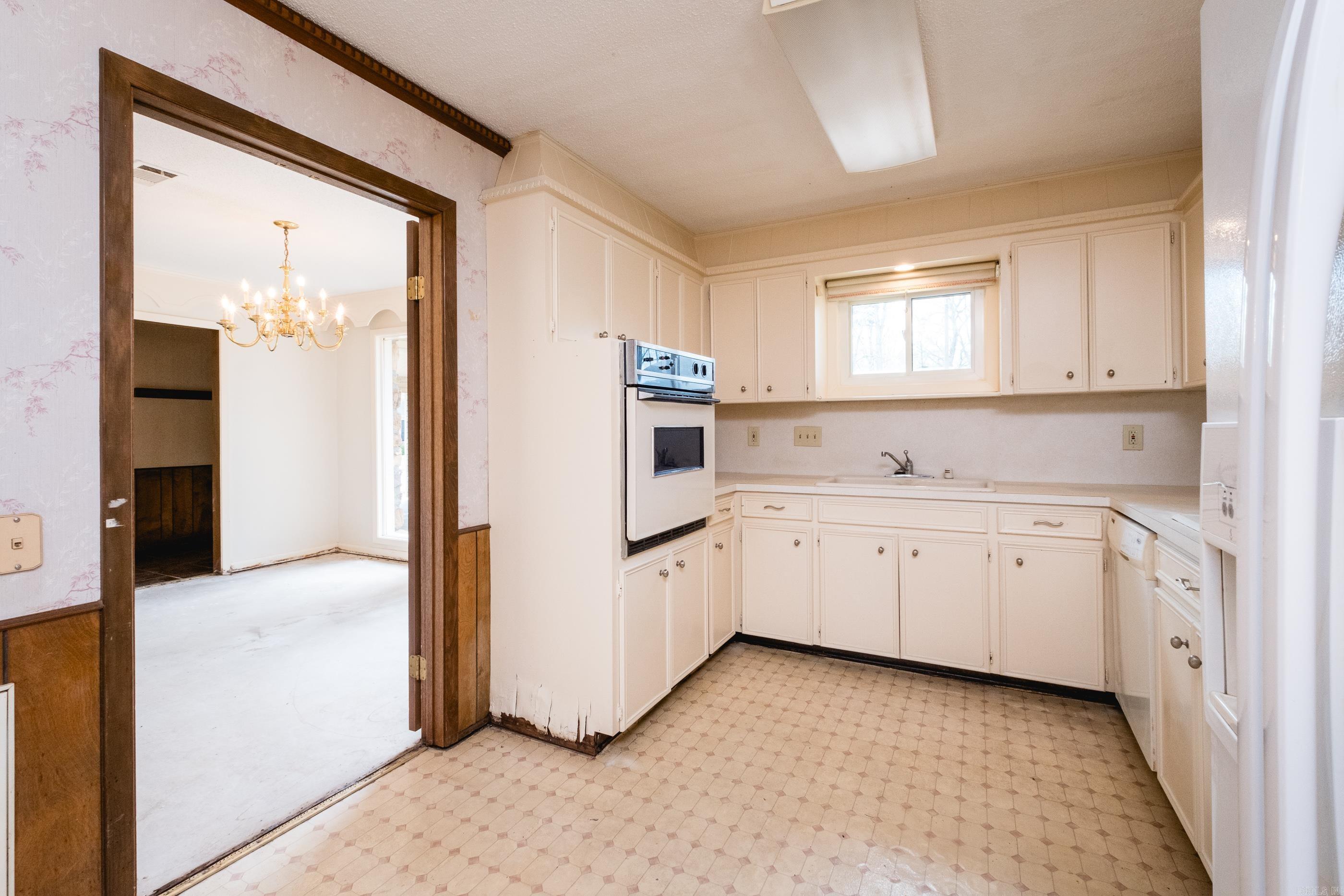 11 Crownpoint  Little Rock, AR