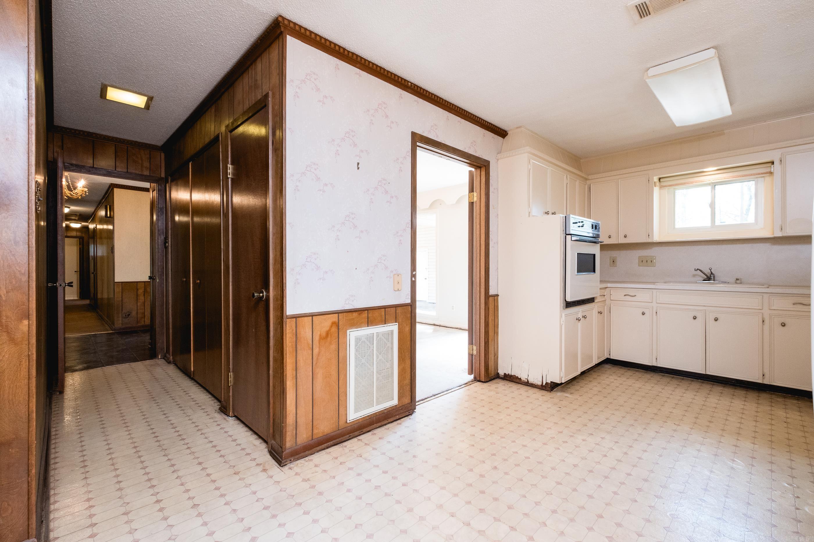 11 Crownpoint  Little Rock, AR