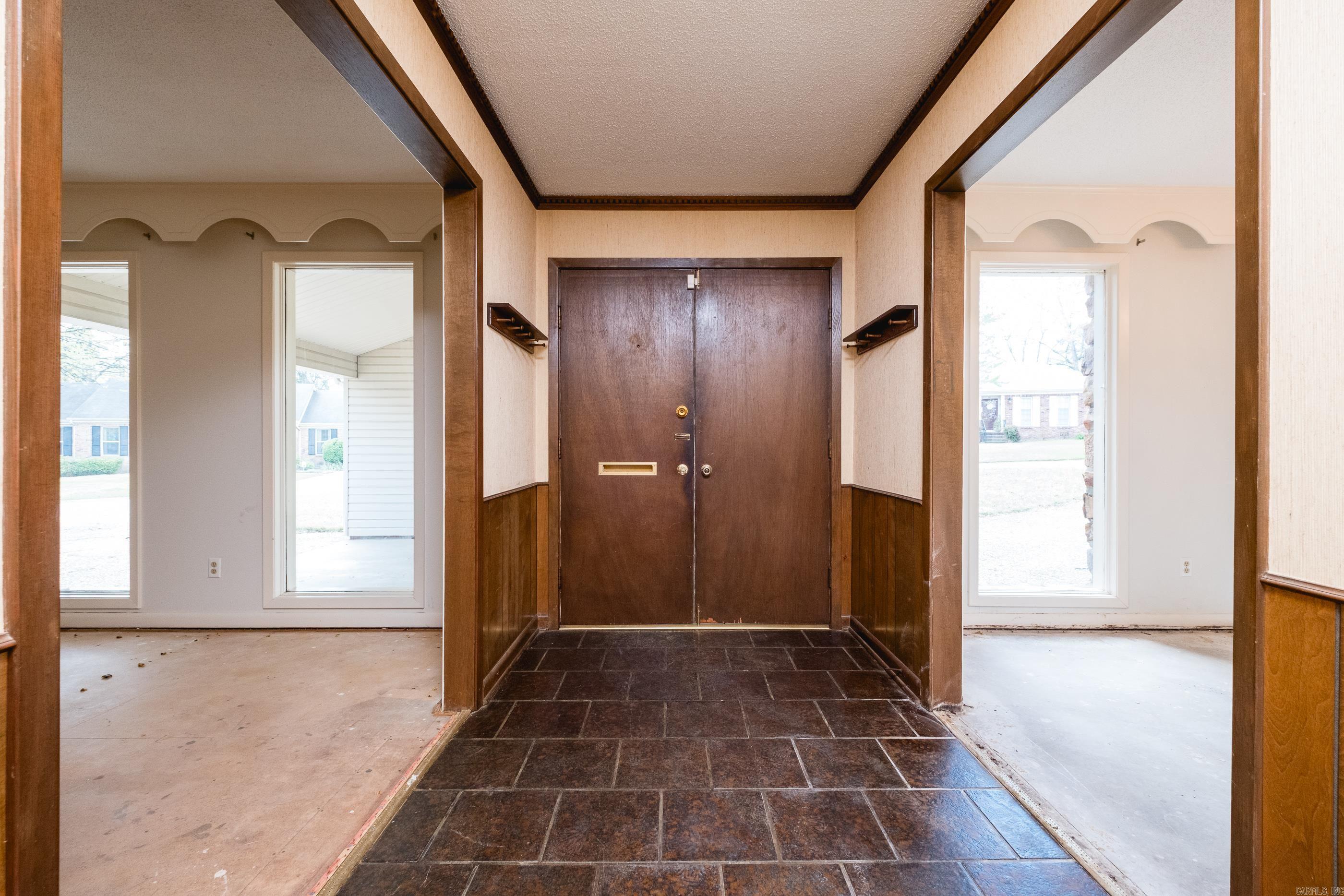 11 Crownpoint  Little Rock, AR