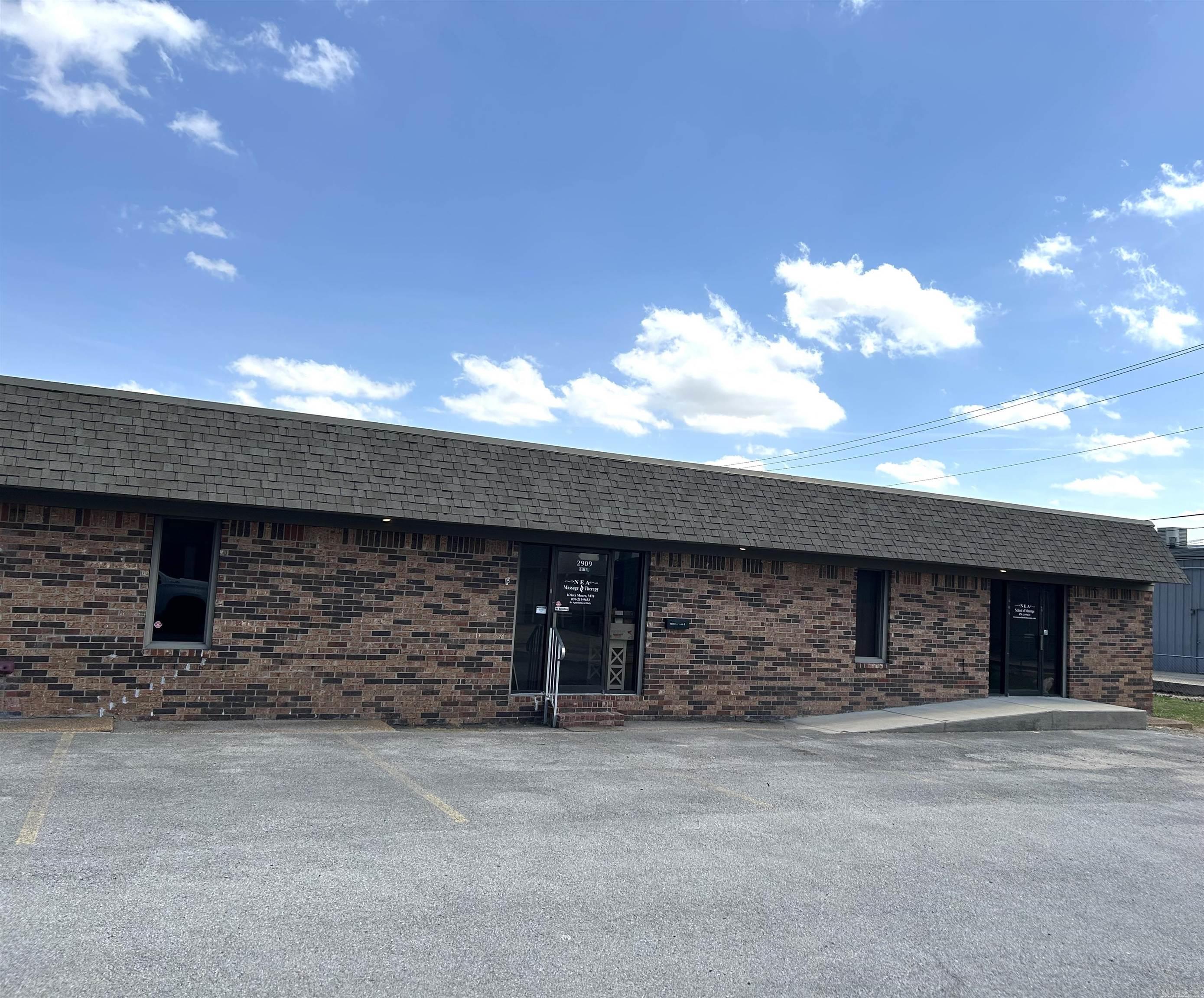 2909 King  Jonesboro, AR