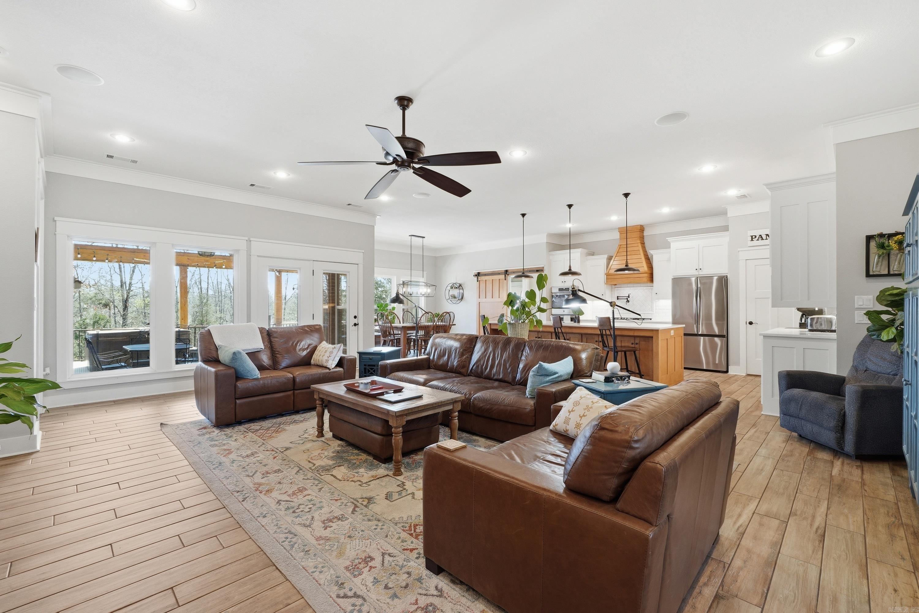 15 S Springhill Lane Greenbrier, AR 72058