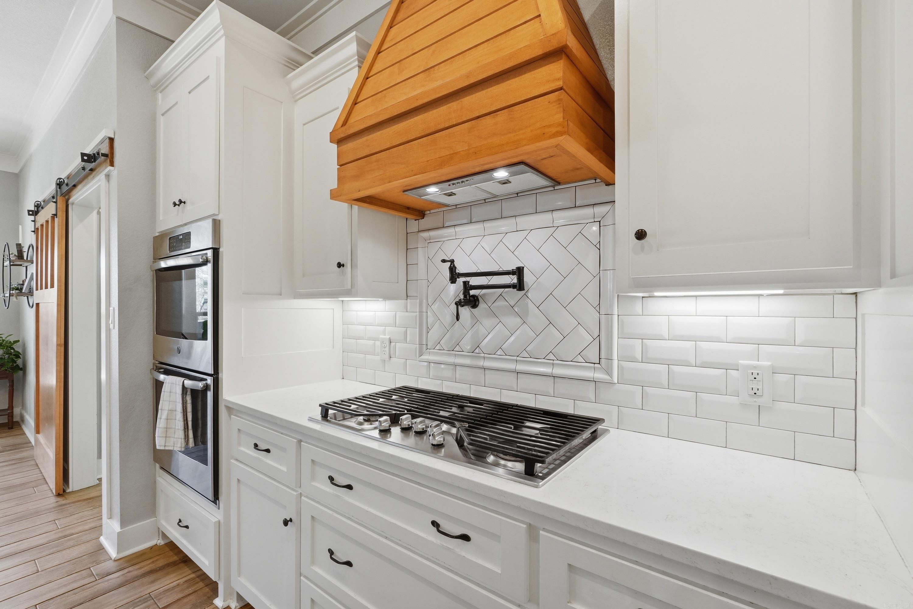 15 S Springhill Lane  Greenbrier, AR