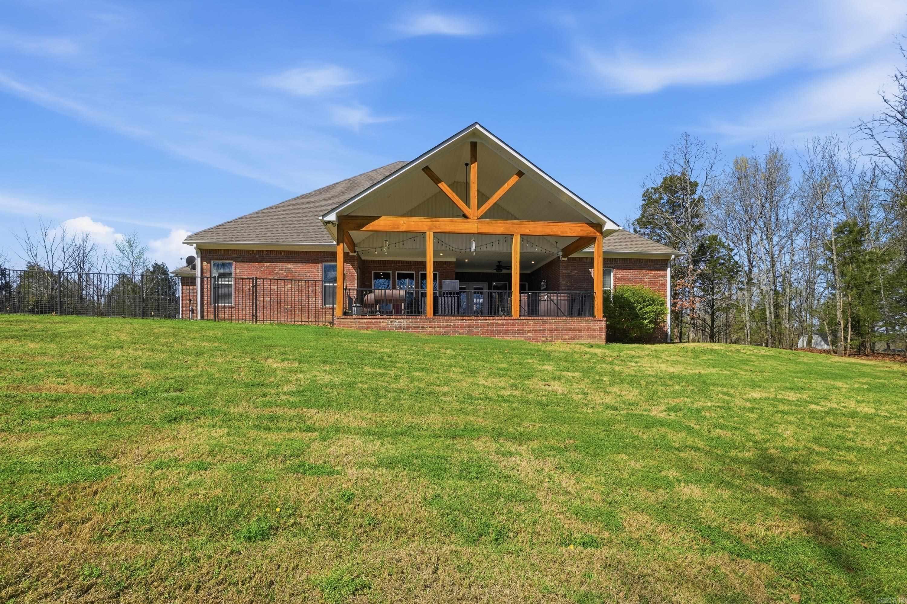 15 S Springhill Lane Greenbrier, AR 72058