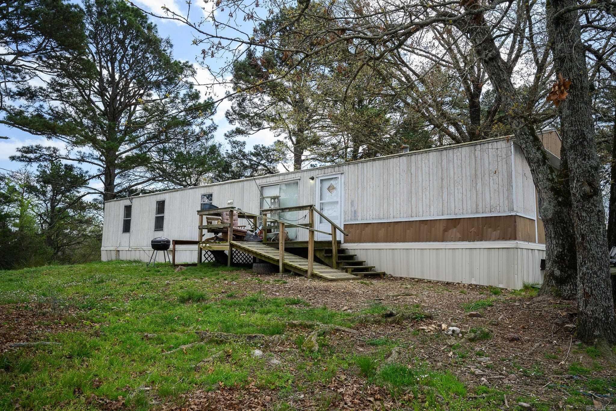 110 Trailwood Lane  Mena, AR