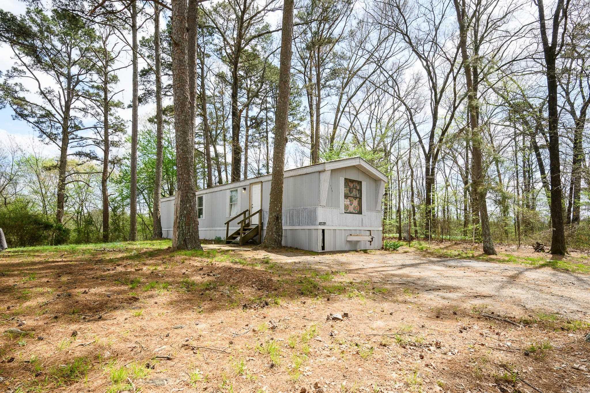 110 Trailwood Lane  Mena, AR