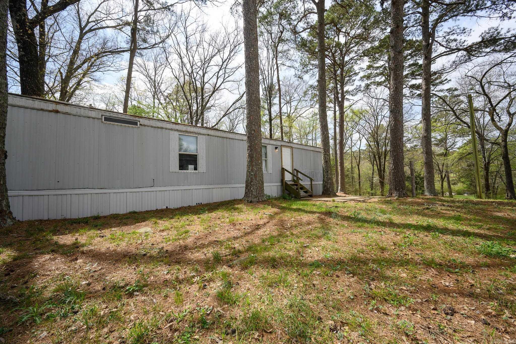 110 Trailwood Lane  Mena, AR