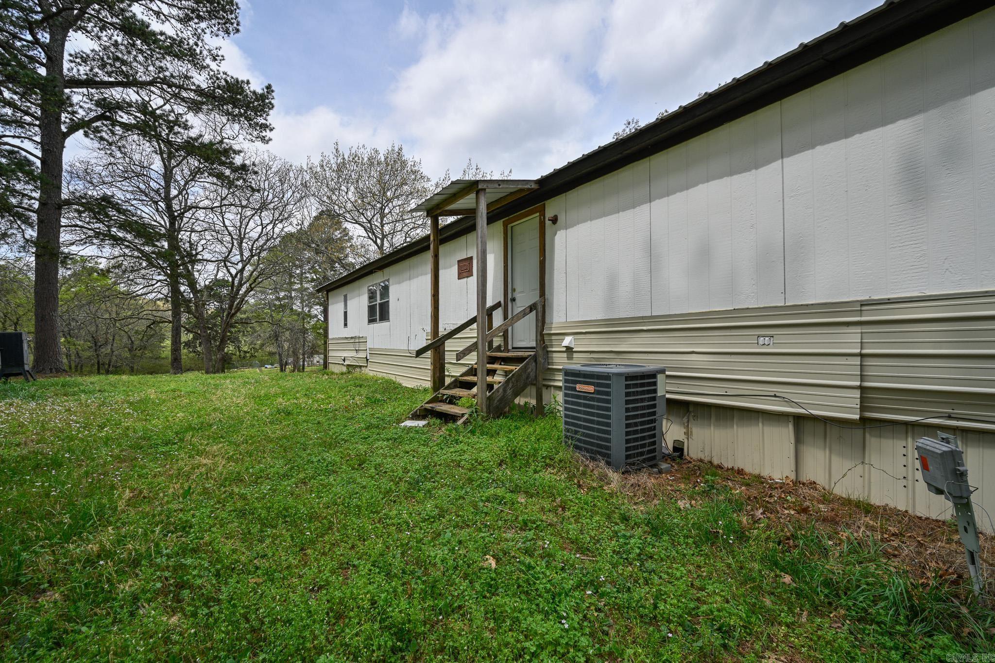 110 Trailwood Lane  Mena, AR